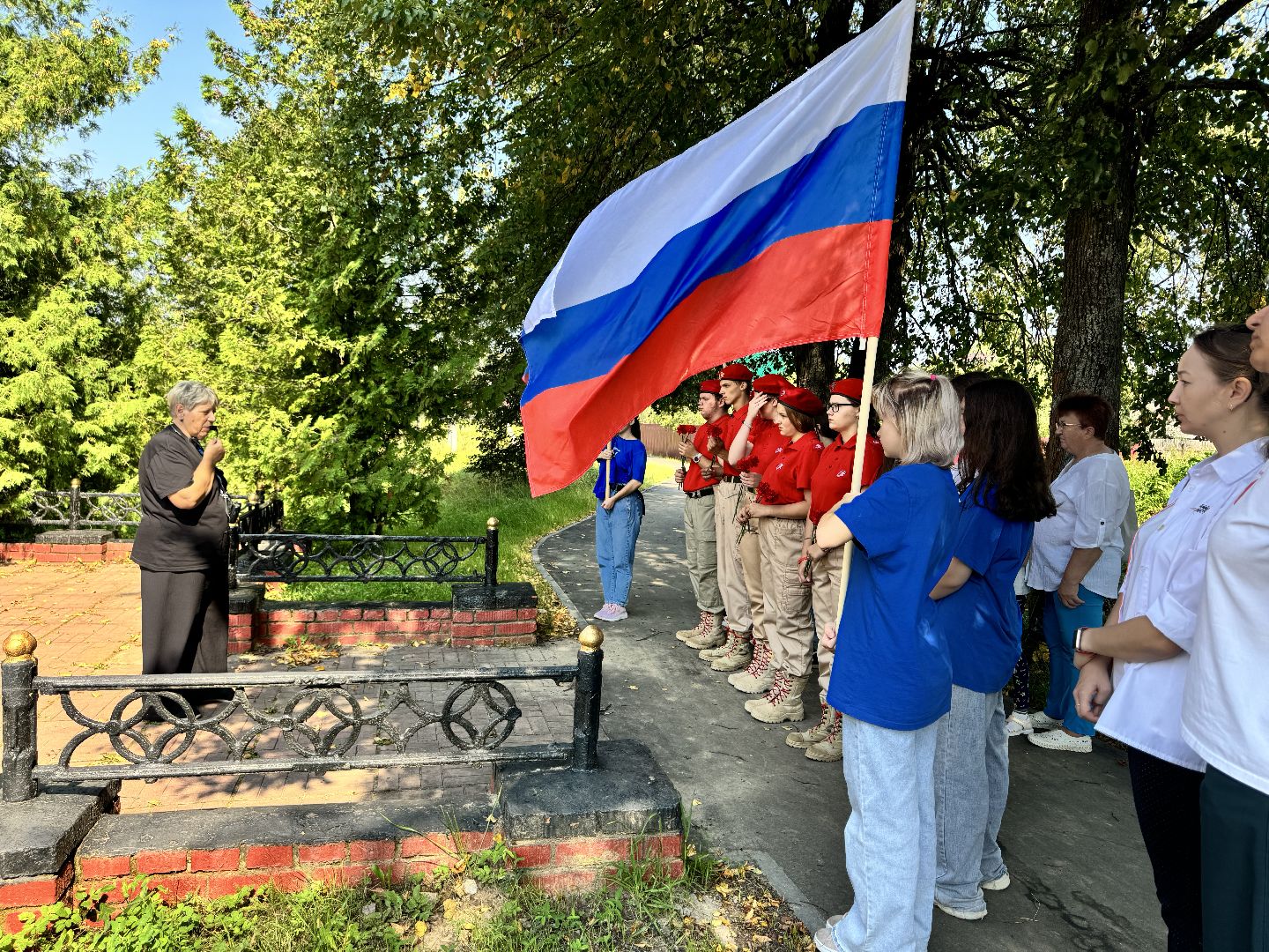 шаховская, день российского флага, акция, юнармеец, движение первых,