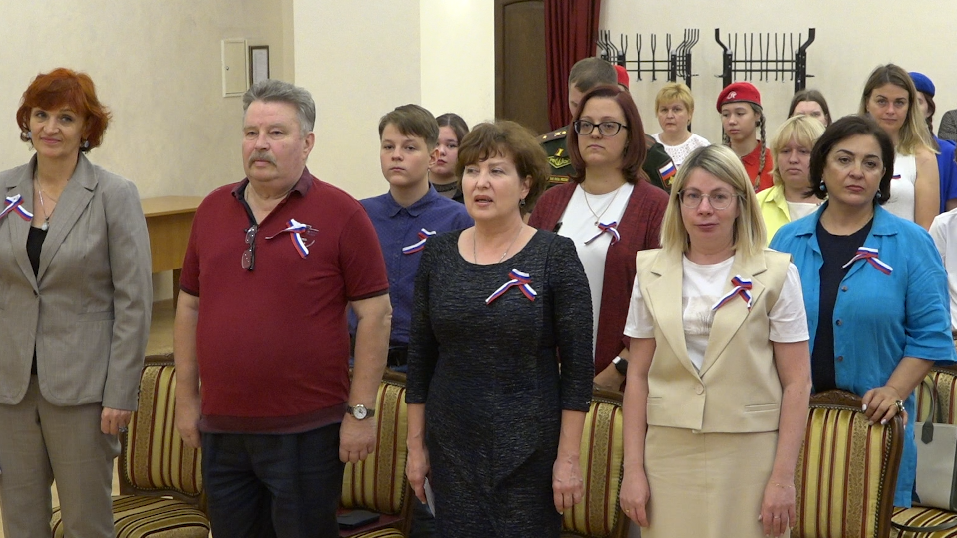 вручение паспортов, день российского флага, власиха день флага, российский триколор, 22 августа - день флага РФ,