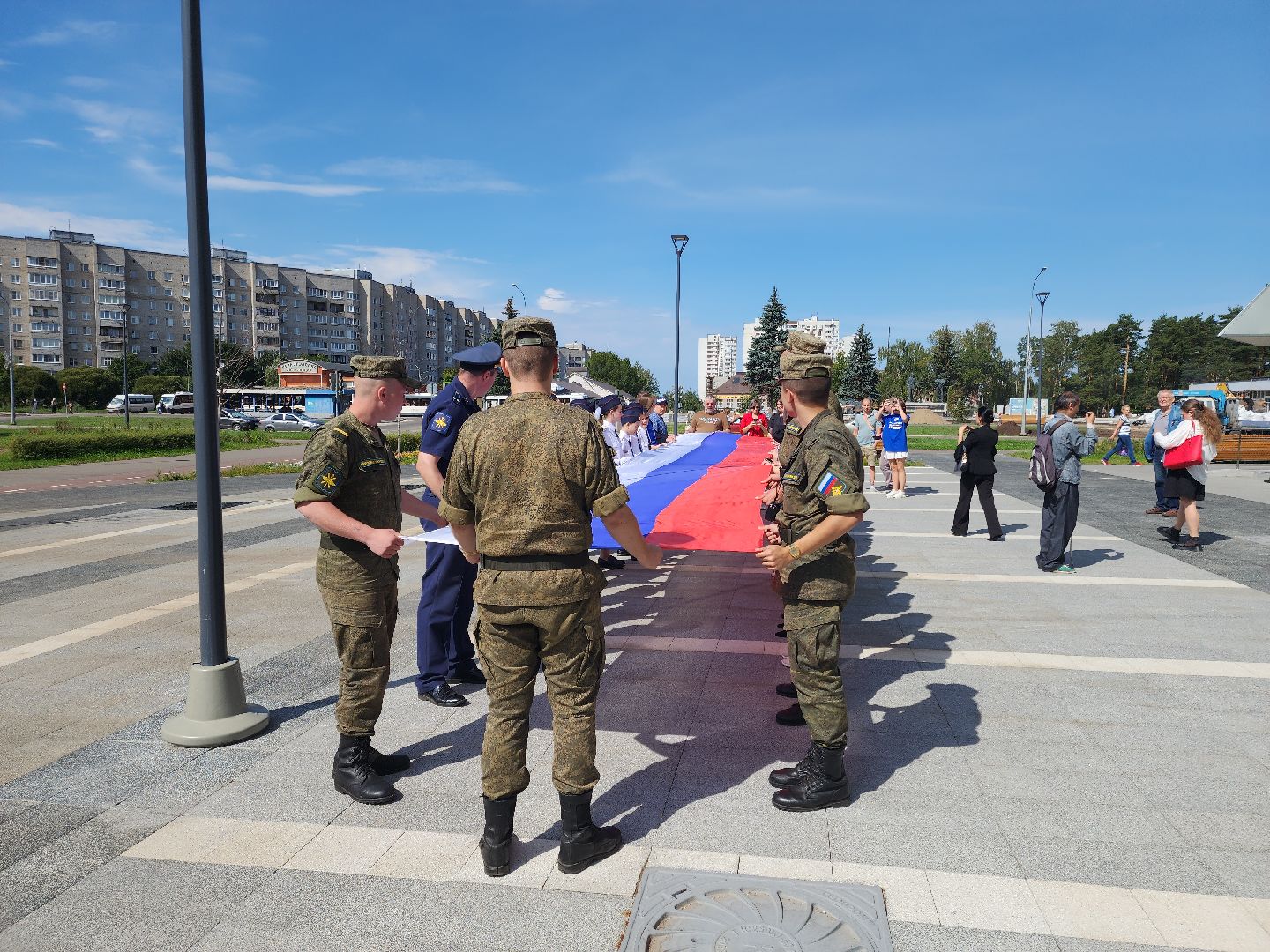 Черноголовка, день флага россии, Волонтеры подмосковья,