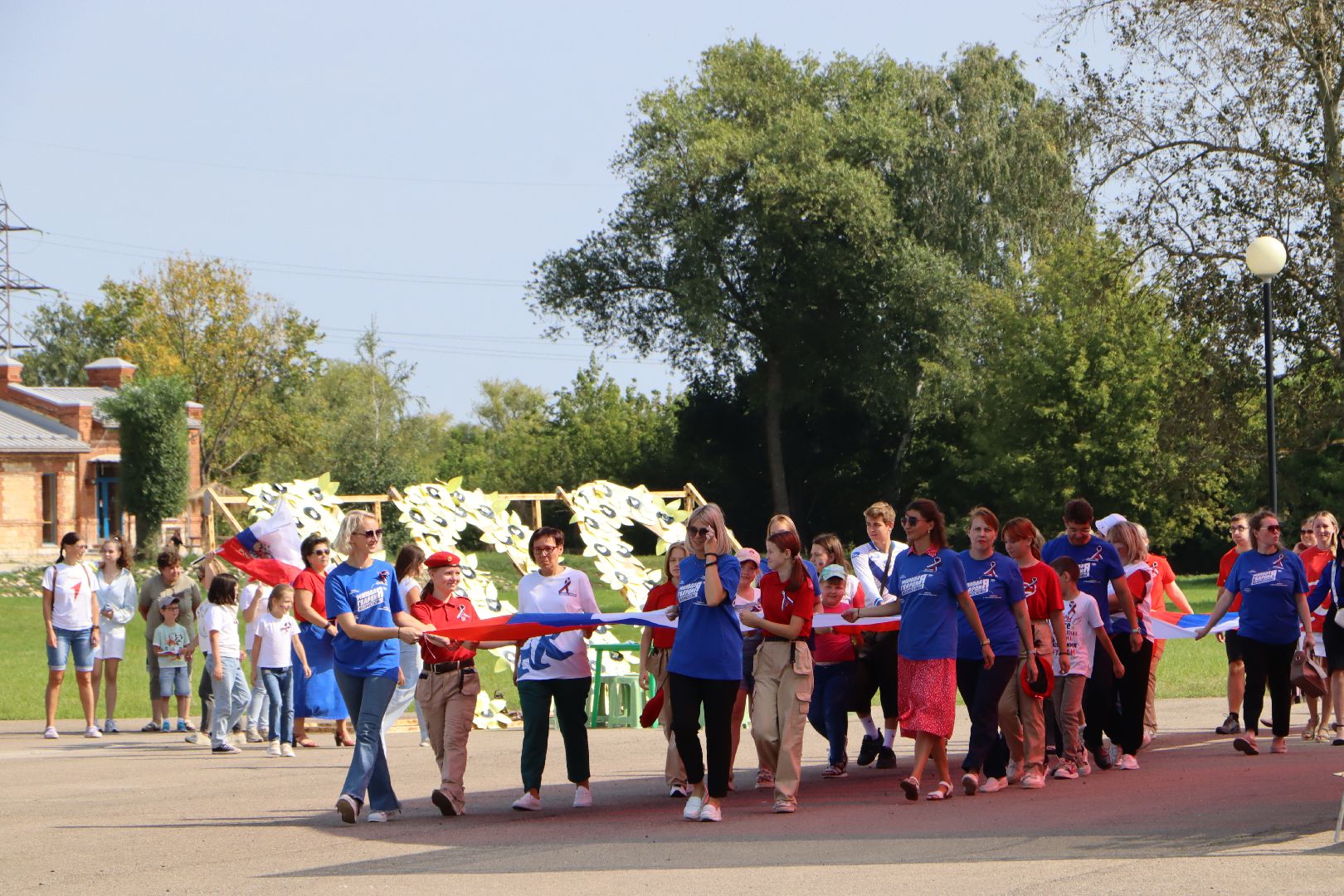 Серебряные Пруды, День флага, триколор, Парк Серебряный,