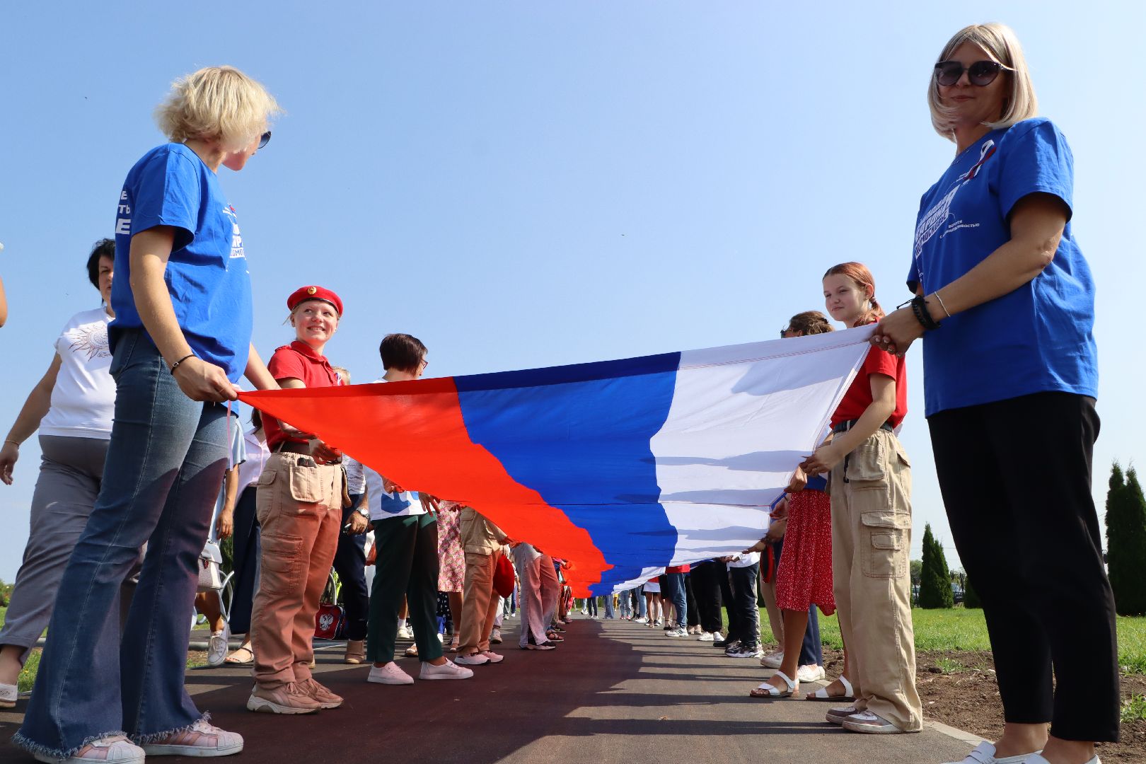 Серебряные Пруды, День флага, триколор, Парк Серебряный,