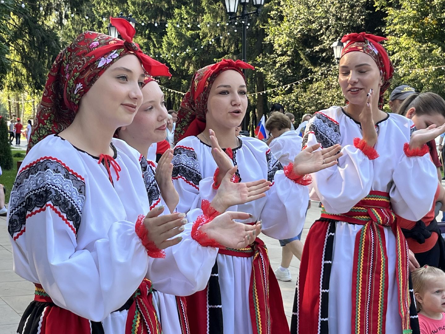наро-фоминск, наро-фоминский городской округ, день флага россии,