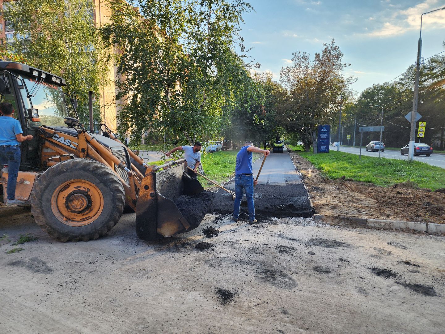 Чехов, улица Чехова, строительство тротуара, пешеходные дорожки, дорожный ремонт, укладка асфальта, нацпроект безопасные и качественные автодороги,