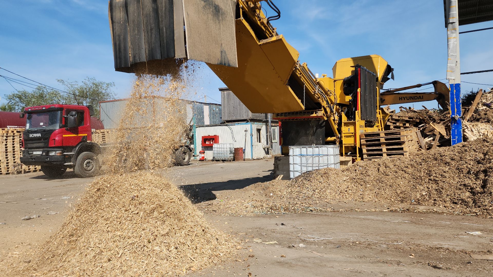 жкх, электросталь, вывоз мусора, мусоровоз, переработка мусора, переработка бумаги, переработка дерева, экология, сортировка мусора, сортировка отходов,