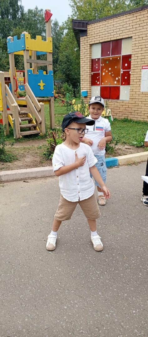 пушкинский, символика, гимн рф, флаг россии, герб, балалайка, дети, веселые старты,