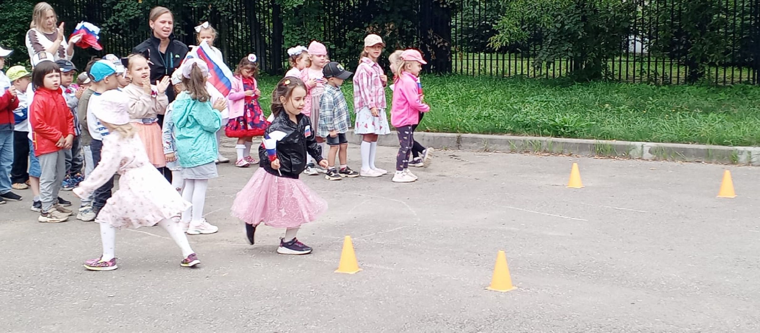 пушкинский, символика, гимн рф, флаг россии, герб, балалайка, дети, веселые старты,