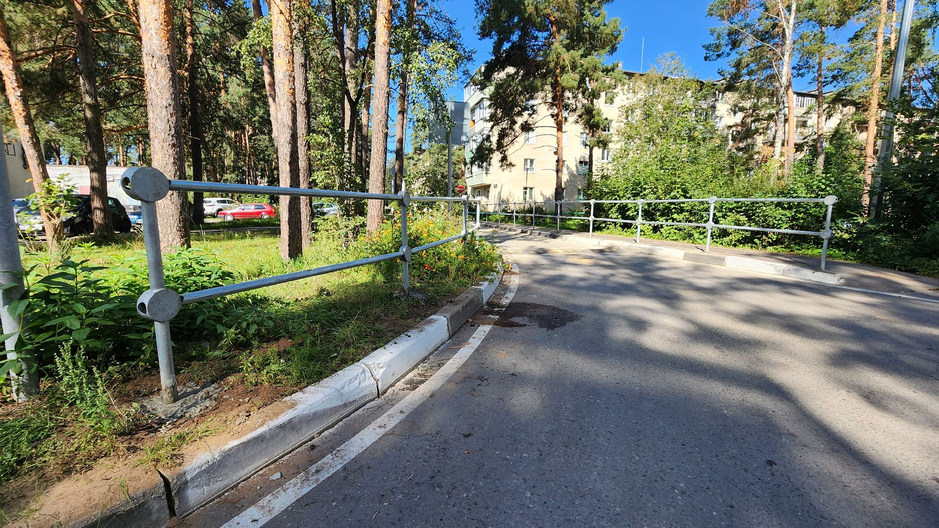 лицей, безопасность детей, протвино, ограждающие элементы, комбинат благоустройства,