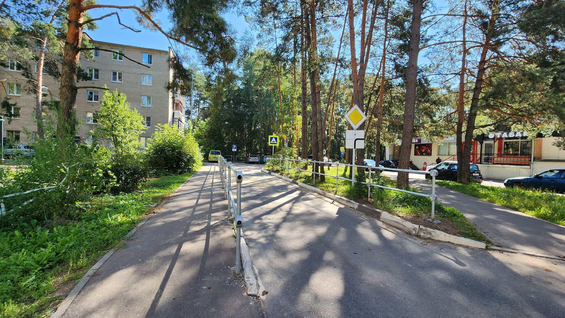 лицей, безопасность детей, протвино, ограждающие элементы, комбинат благоустройства,