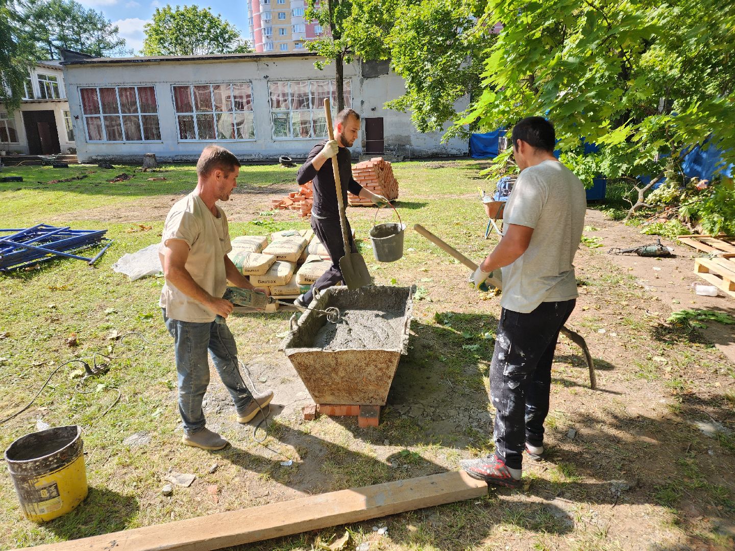 Чехов, школа 1, ремонт фасада, утепление, гидроизоляция, текущий ремонт школы,подготовка к новому учебному году,