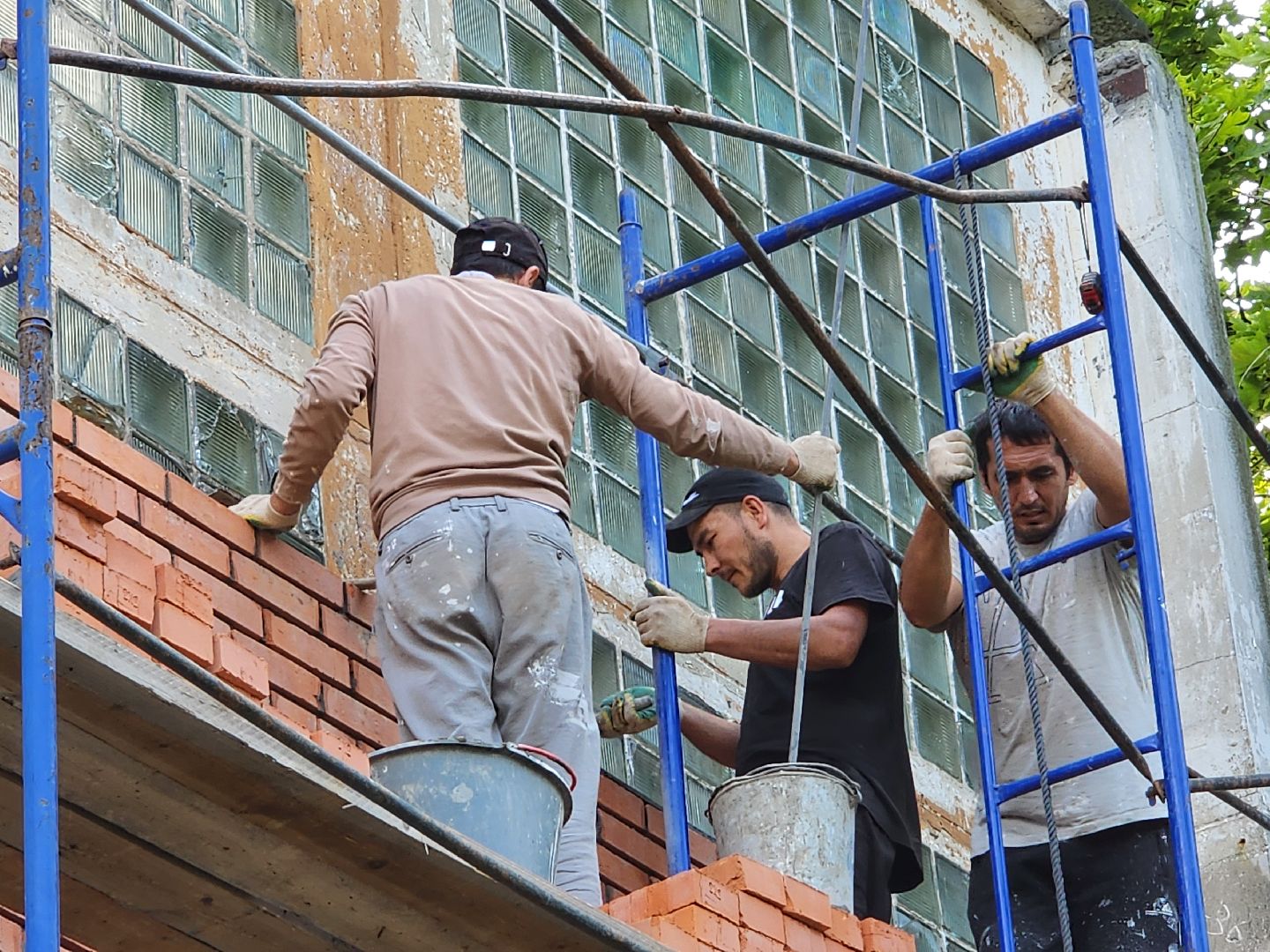 Чехов, школа 1, ремонт фасада, утепление, гидроизоляция, текущий ремонт школы,подготовка к новому учебному году,