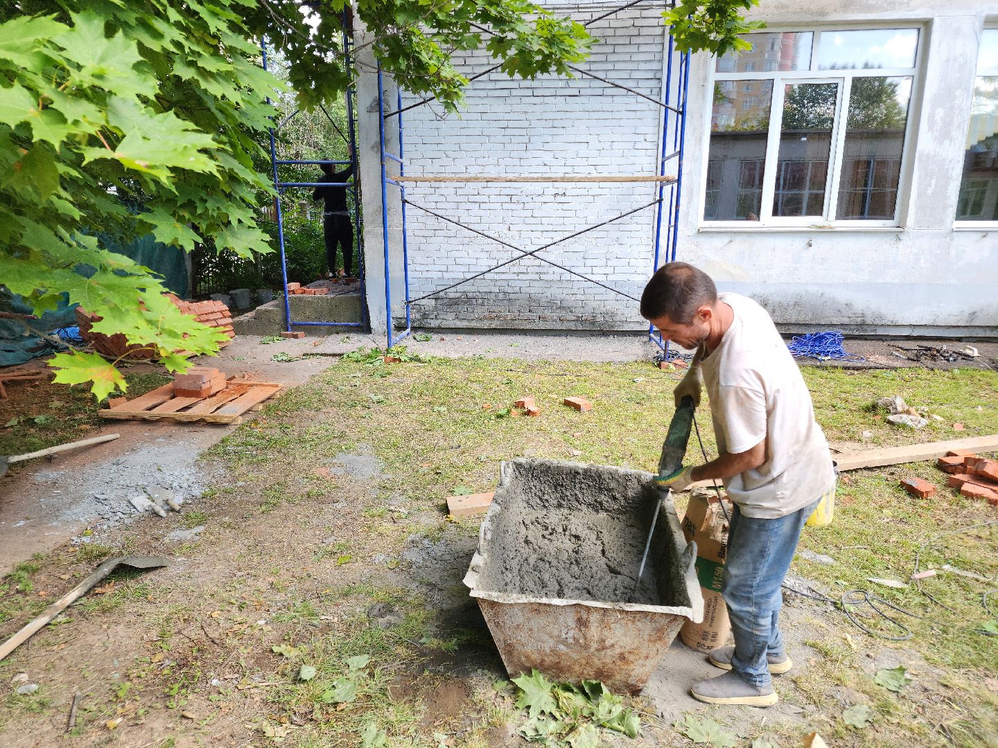 Чехов, школа 1, ремонт фасада, утепление, гидроизоляция, текущий ремонт школы,подготовка к новому учебному году,