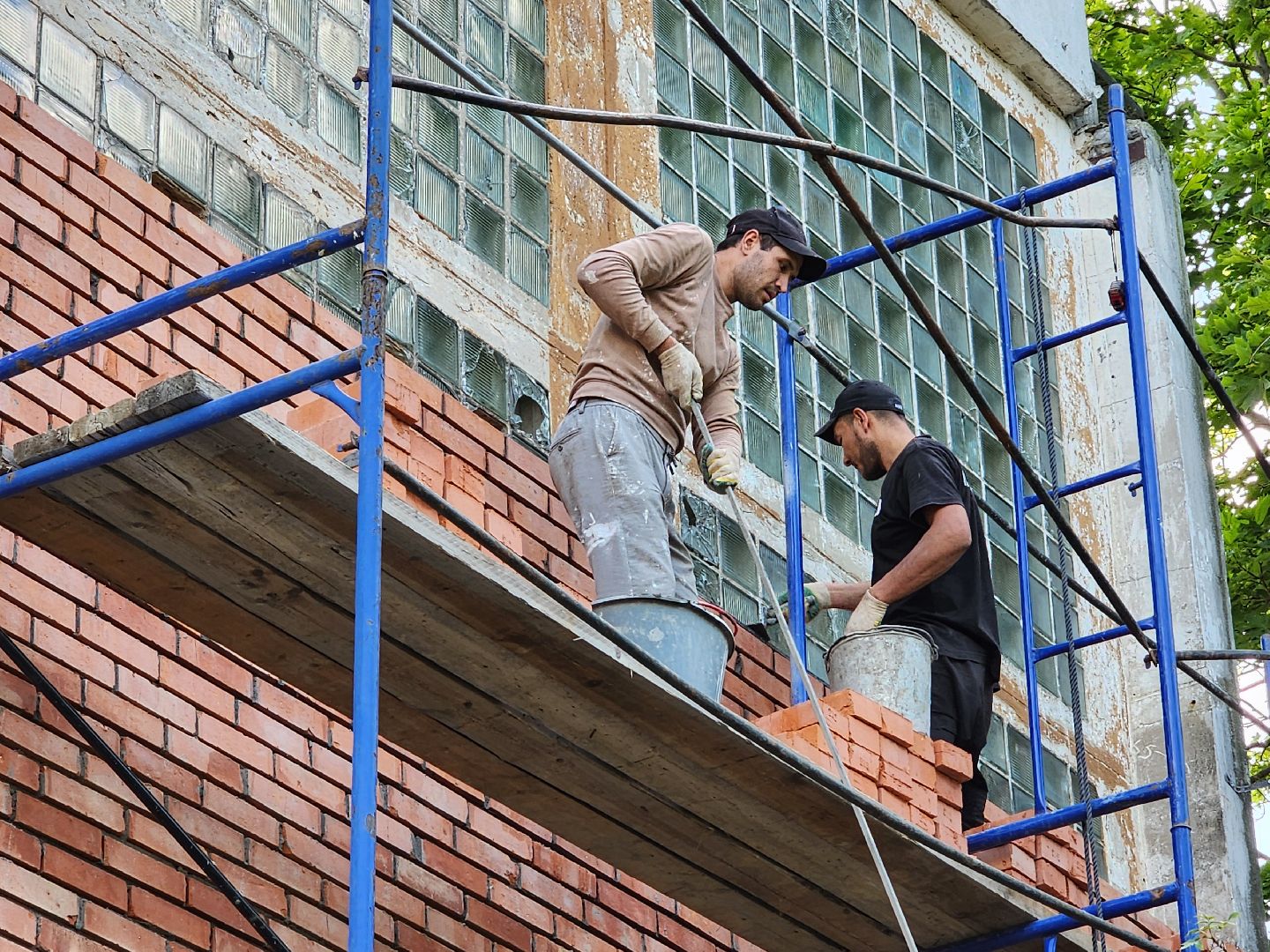 Чехов, школа 1, ремонт фасада, утепление, гидроизоляция, текущий ремонт школы,подготовка к новому учебному году,