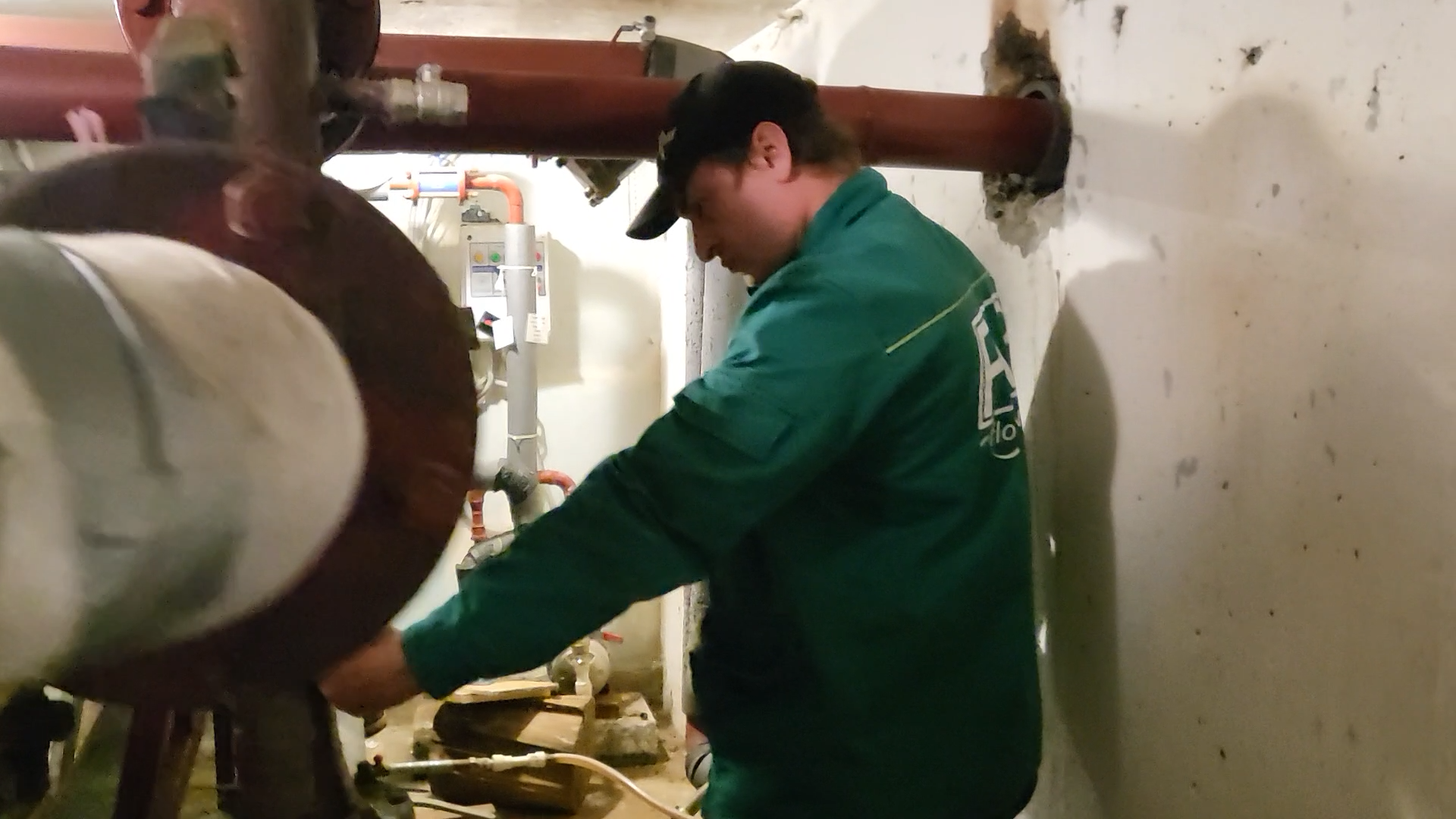 тепловой контур, отопительный сезон, индивидуальный тепловой пункт, власиха мкр школьный, ИТП в доме,