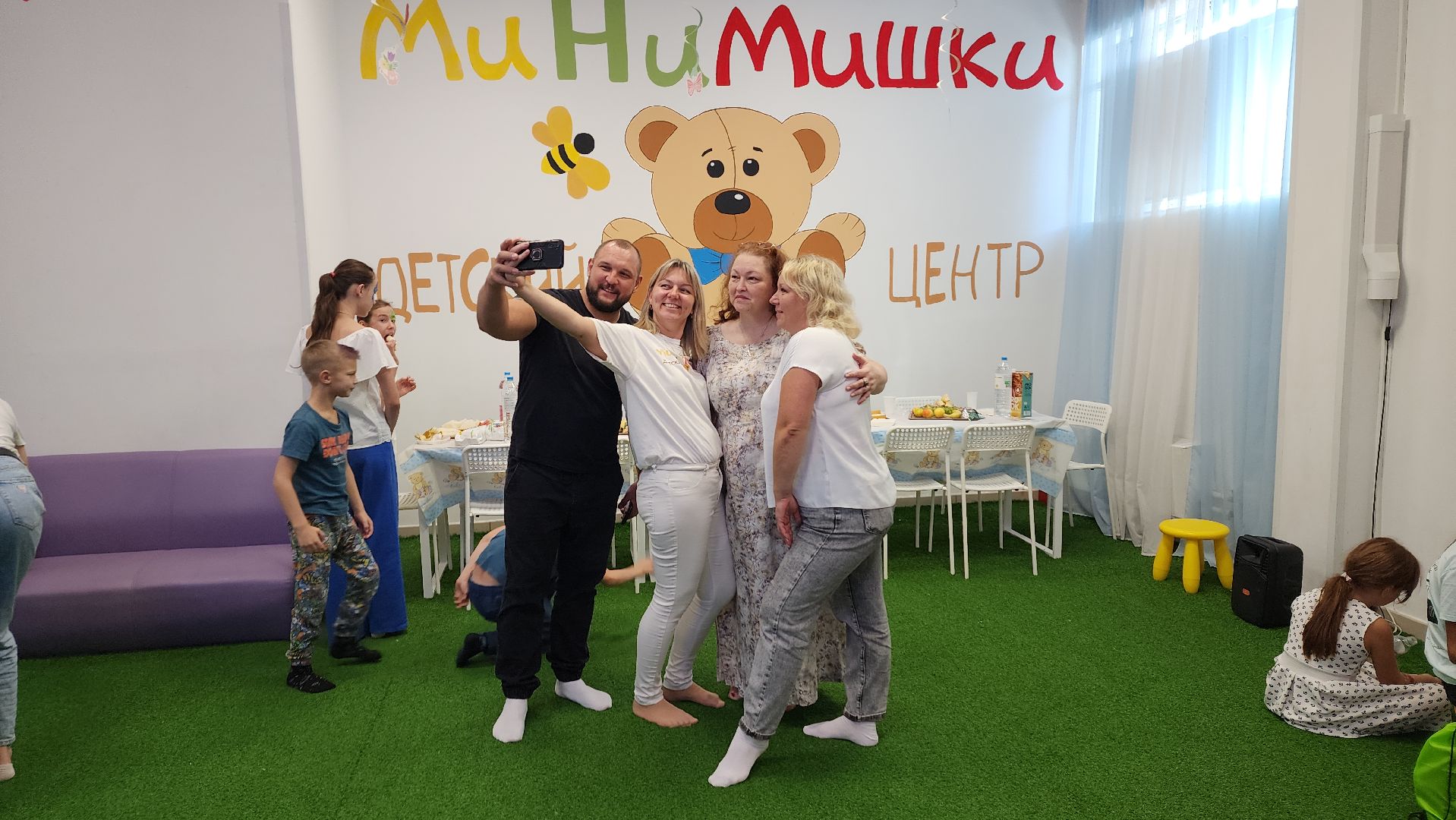 пушкино, дети, детский праздник, 1 сентября, подарки многодетным семьям к 1 сентября, анимация, музыка,