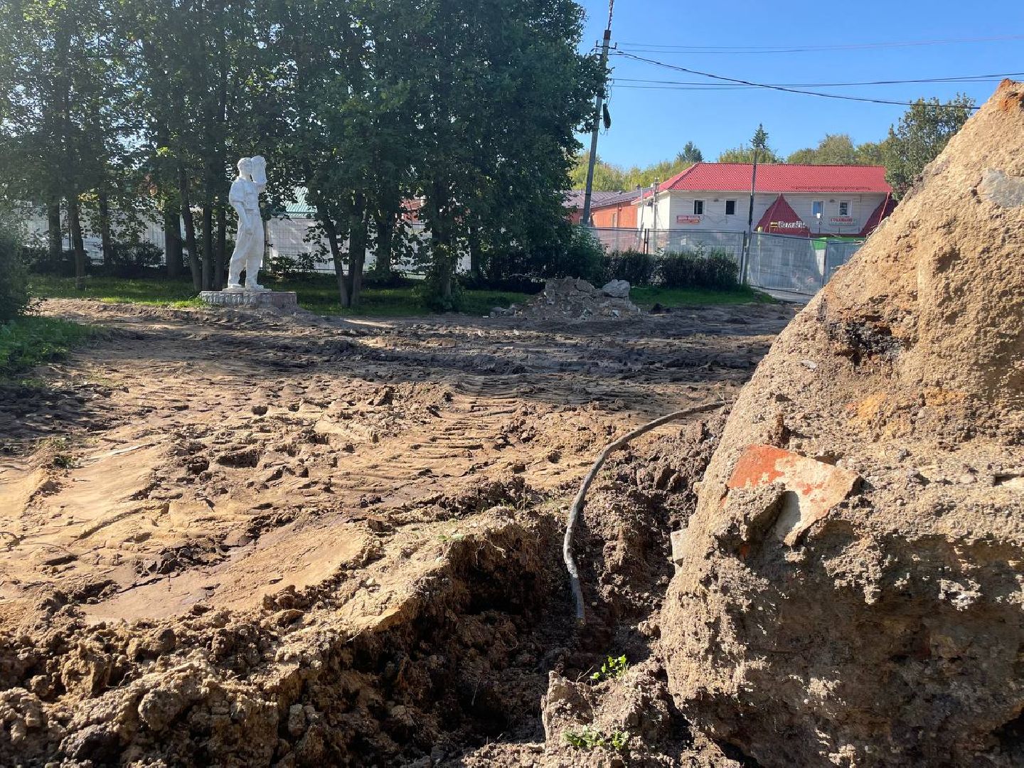 Дмитров, Яхрома, Сквер генерала Кузнецова, Минблаго,