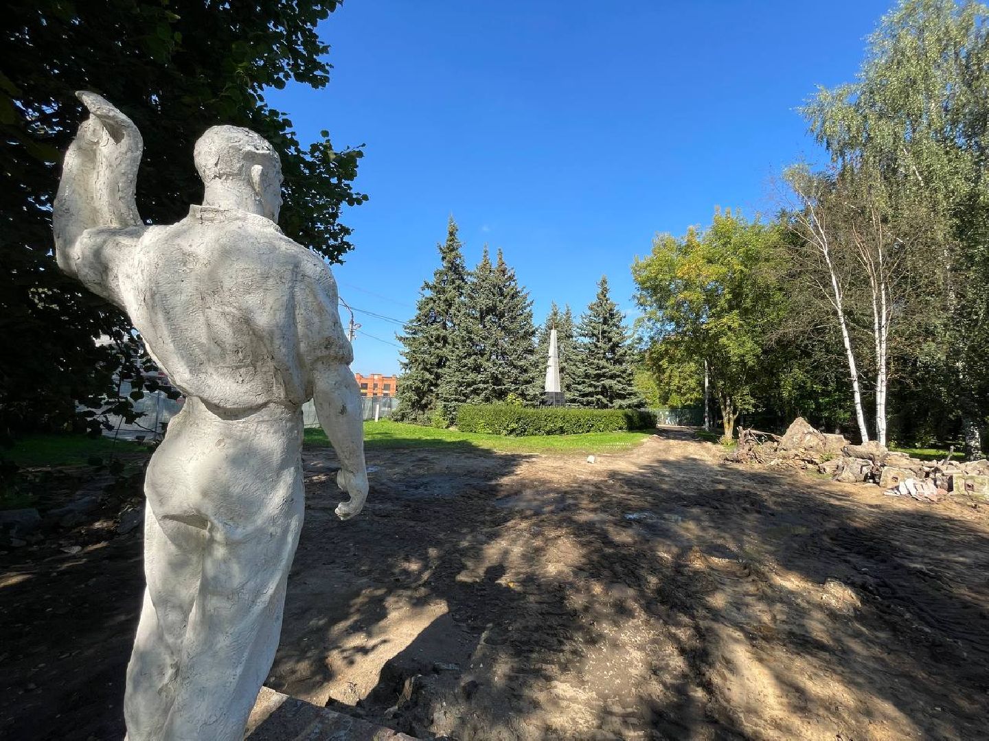 Дмитров, Яхрома, Сквер генерала Кузнецова, Минблаго,