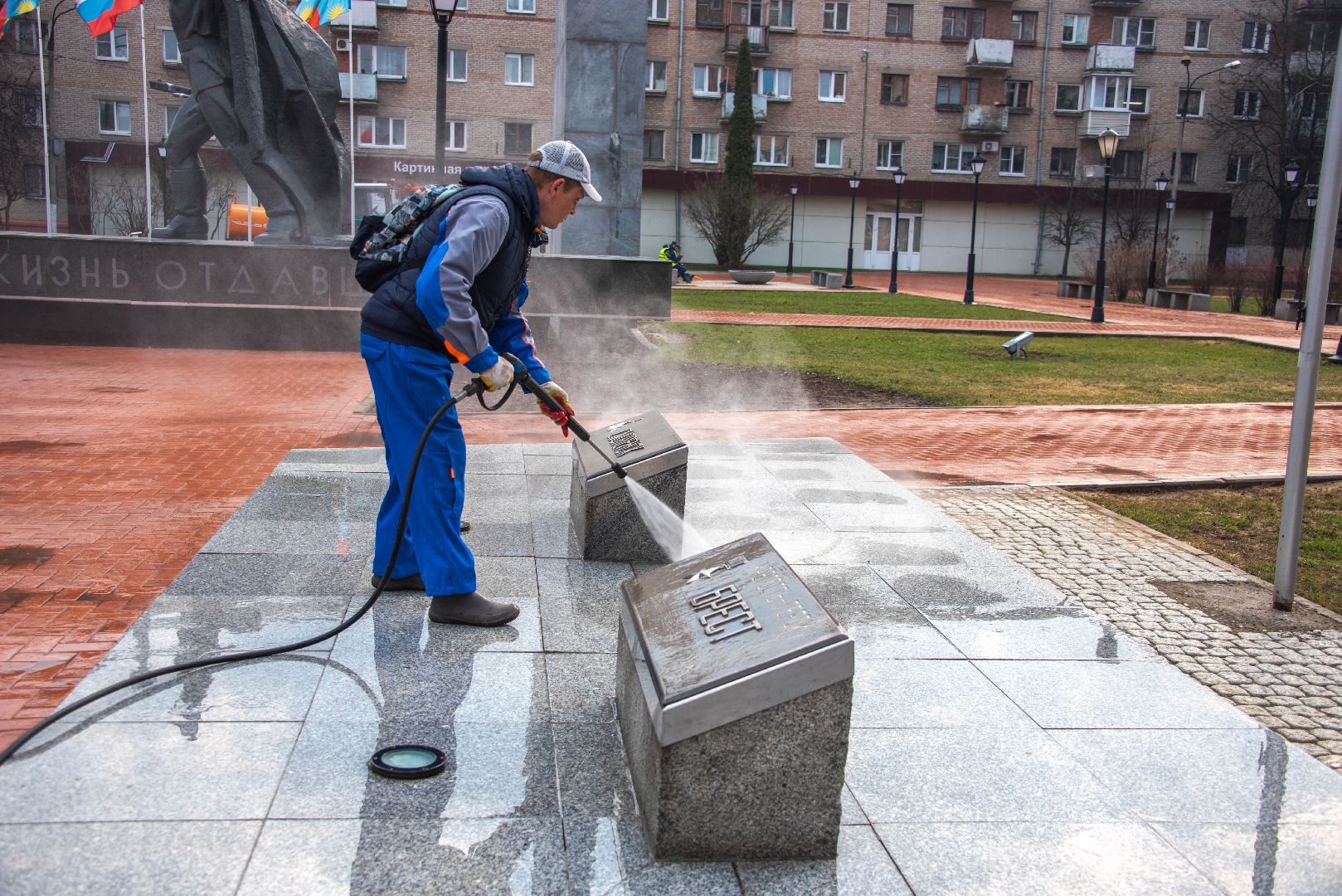 Балашиха, благоустройство, субботники, месяц чистоты и благоустройства, День Победы, озеленение, уборка территорий, высадка цветов и кустарников