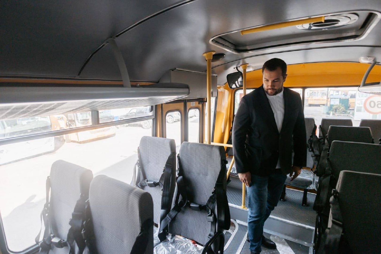 Чехов, школьные автобусы, приемка, проверка, техосмотр, техническое обслуживание, маршруты, подвоз школьников, начальник управления образования Ирина Заболотнева, глава округа Михаил Собакин,