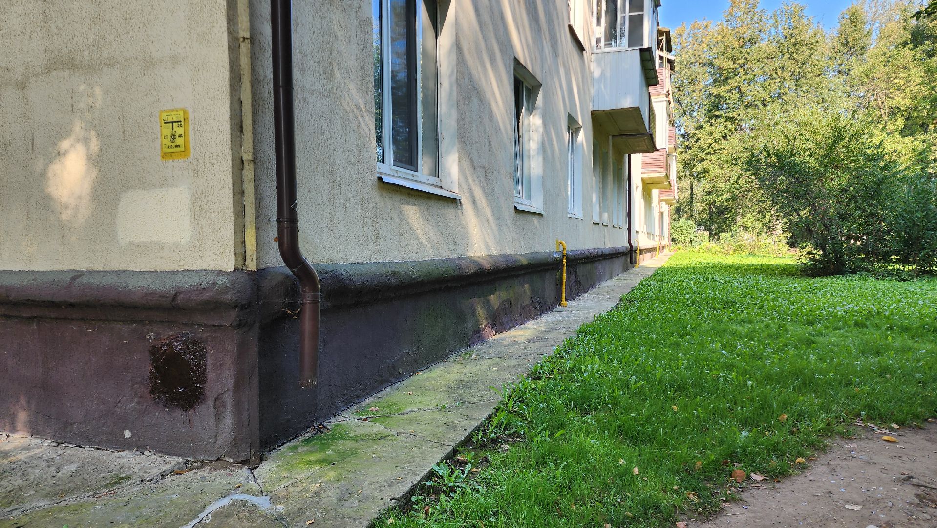 Бронницы, Покраска цоколя, Подготовка домов к зимнему периоду, Бронницкая управлябщая компания,