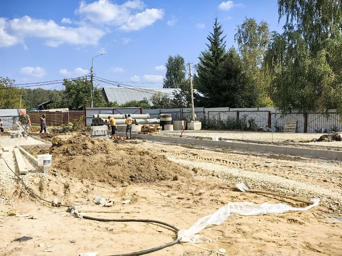 строительство, детский сад, благоустройство территории, озеленение, помещения, мебель, игровая комната, госпрограмма,