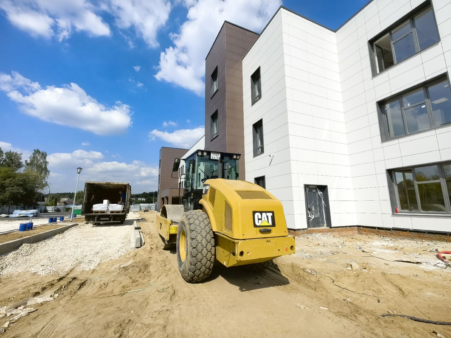 строительство, детский сад, благоустройство территории, озеленение, помещения, мебель, игровая комната, госпрограмма,