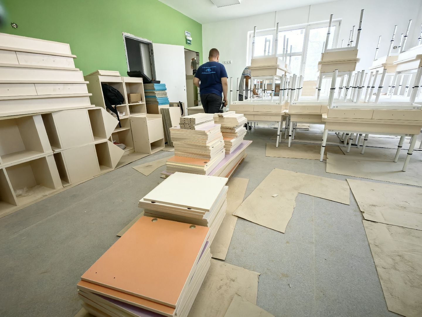 строительство, детский сад, благоустройство территории, озеленение, помещения, мебель, игровая комната, госпрограмма,