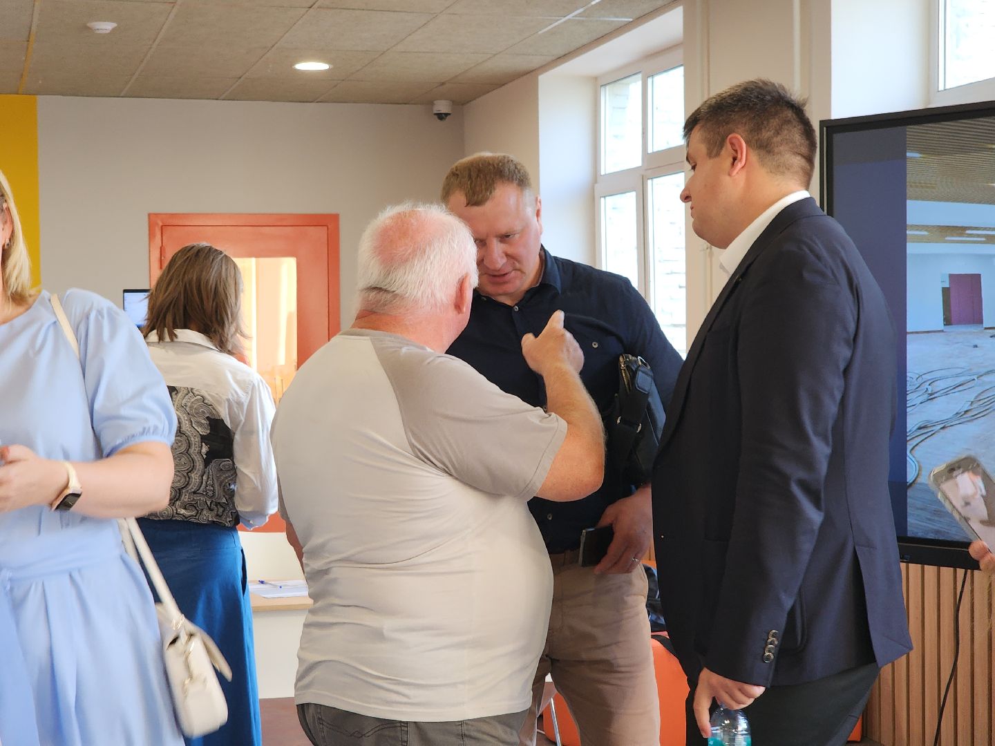 Черноголовка, выездная администрация, ремонт школы,