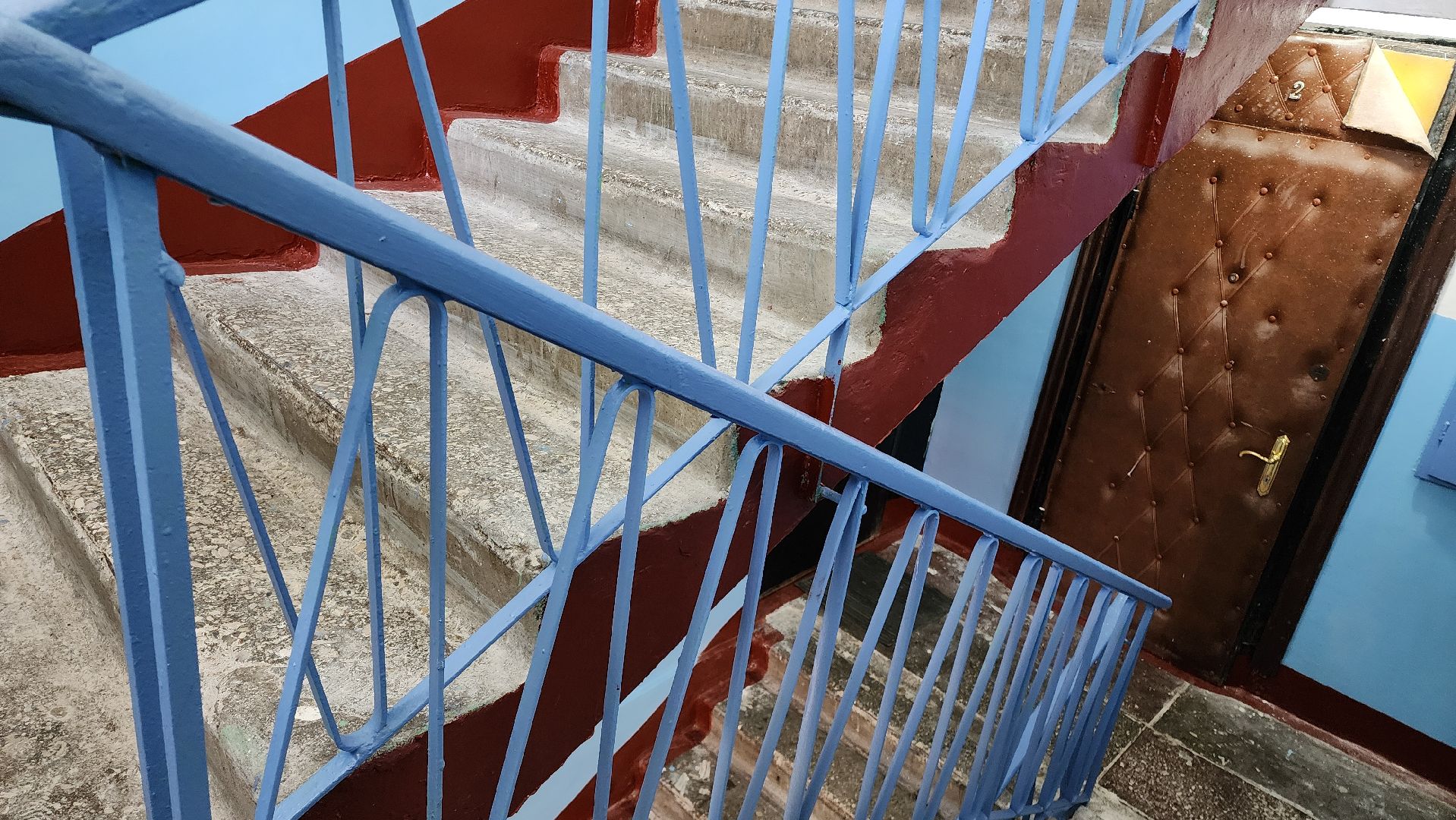 Бронницы, Ремонт подъездов, Косметический ремонт подъездов, Покраска стен и потолков в подъездах,