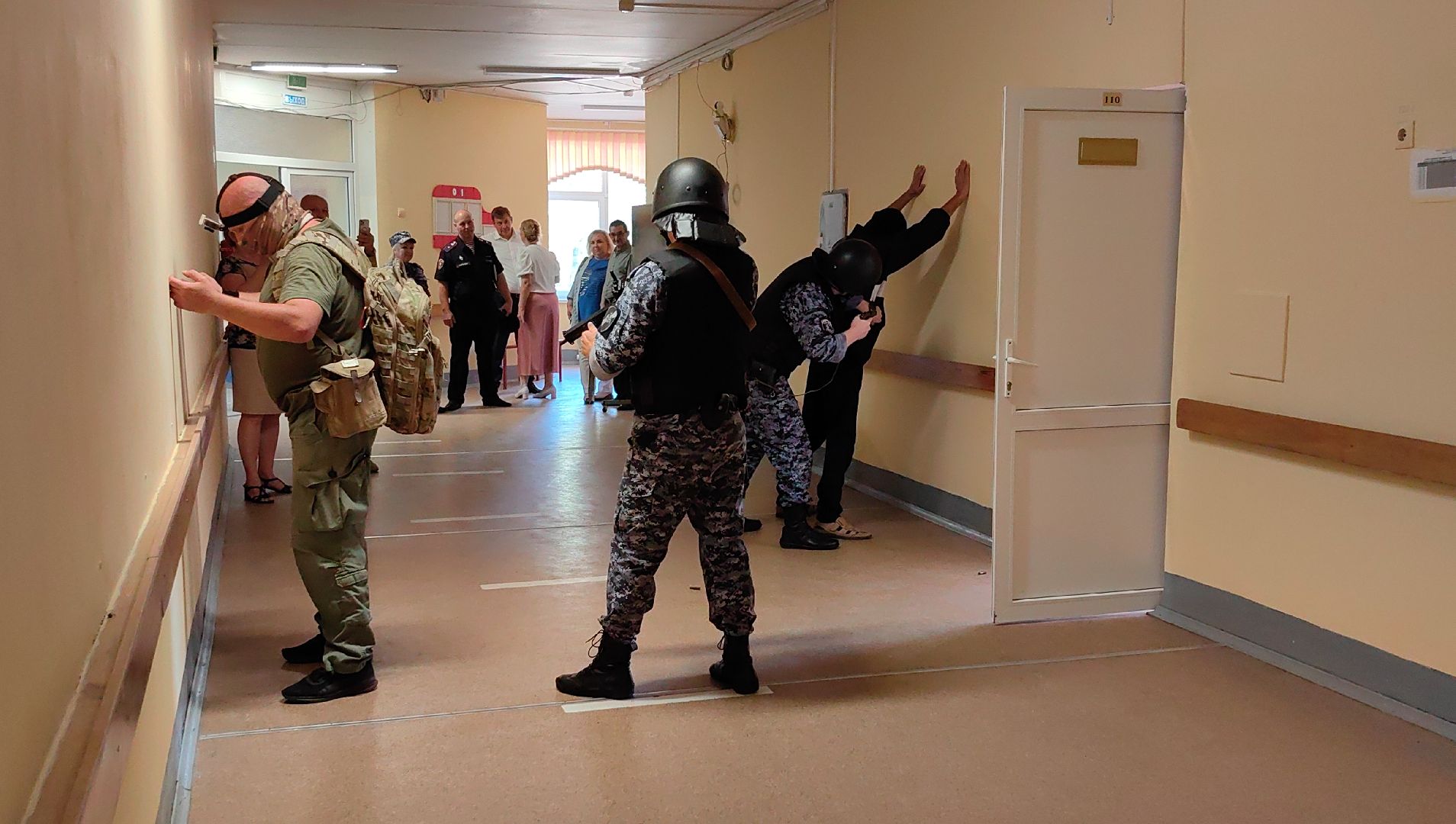 УЧЕНИЯ, РосгвардиЯ, полиция, захват заложников, антитеррористическая защищнность,