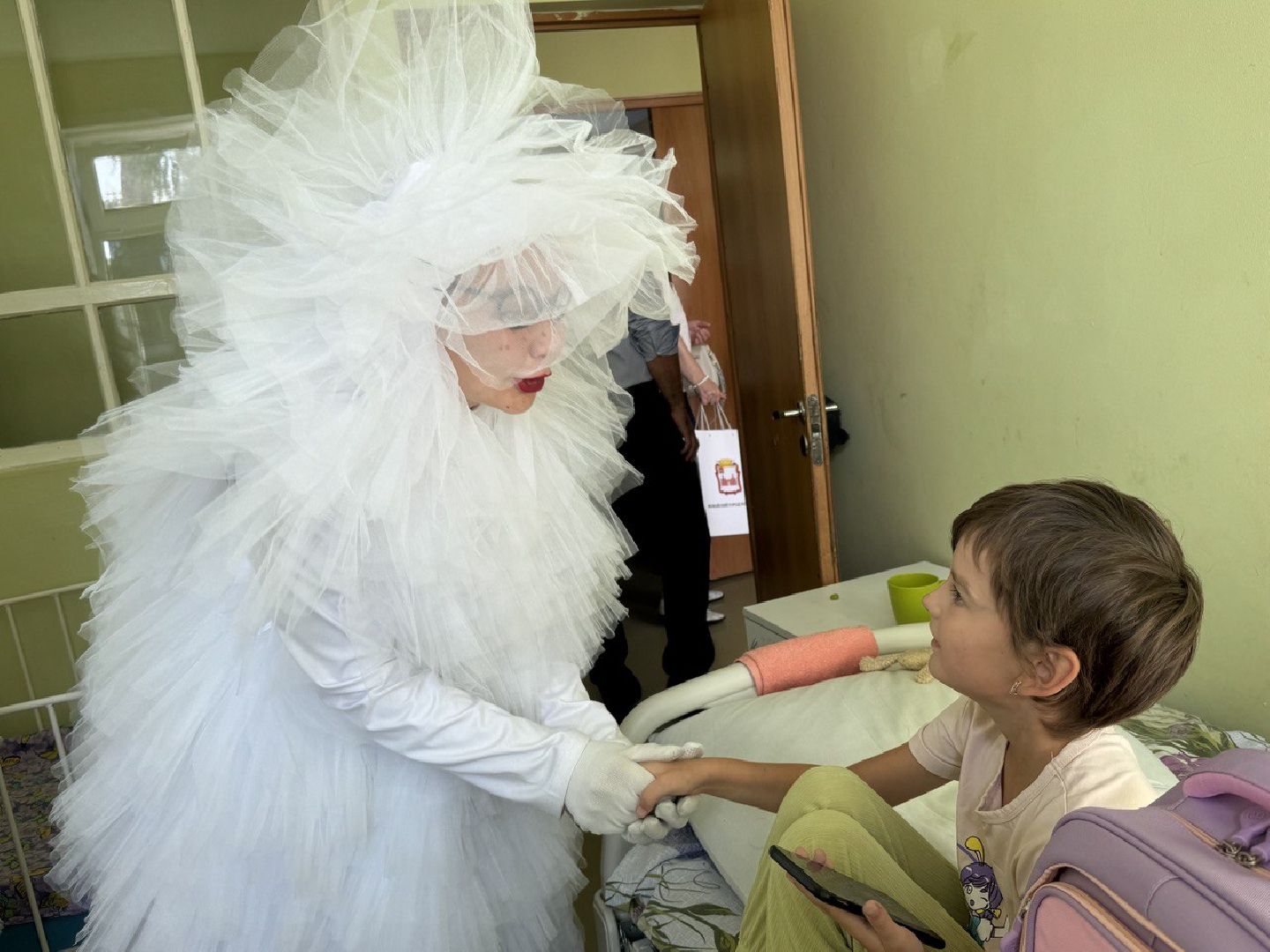 можайск, можайский городской округ, подмосковье, рюкзаки, поддержка, малообеспеченные семьи, поддержка семей, помощь, глава муниципалитета,