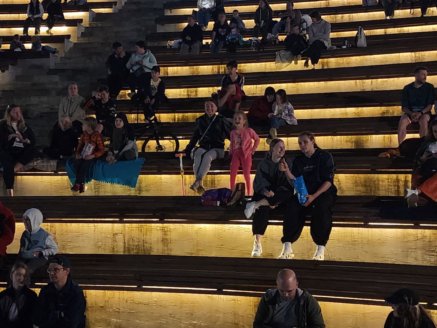 долгопрудный, лазерное шоу, водная сцена, амфитеатр, день города 2024,