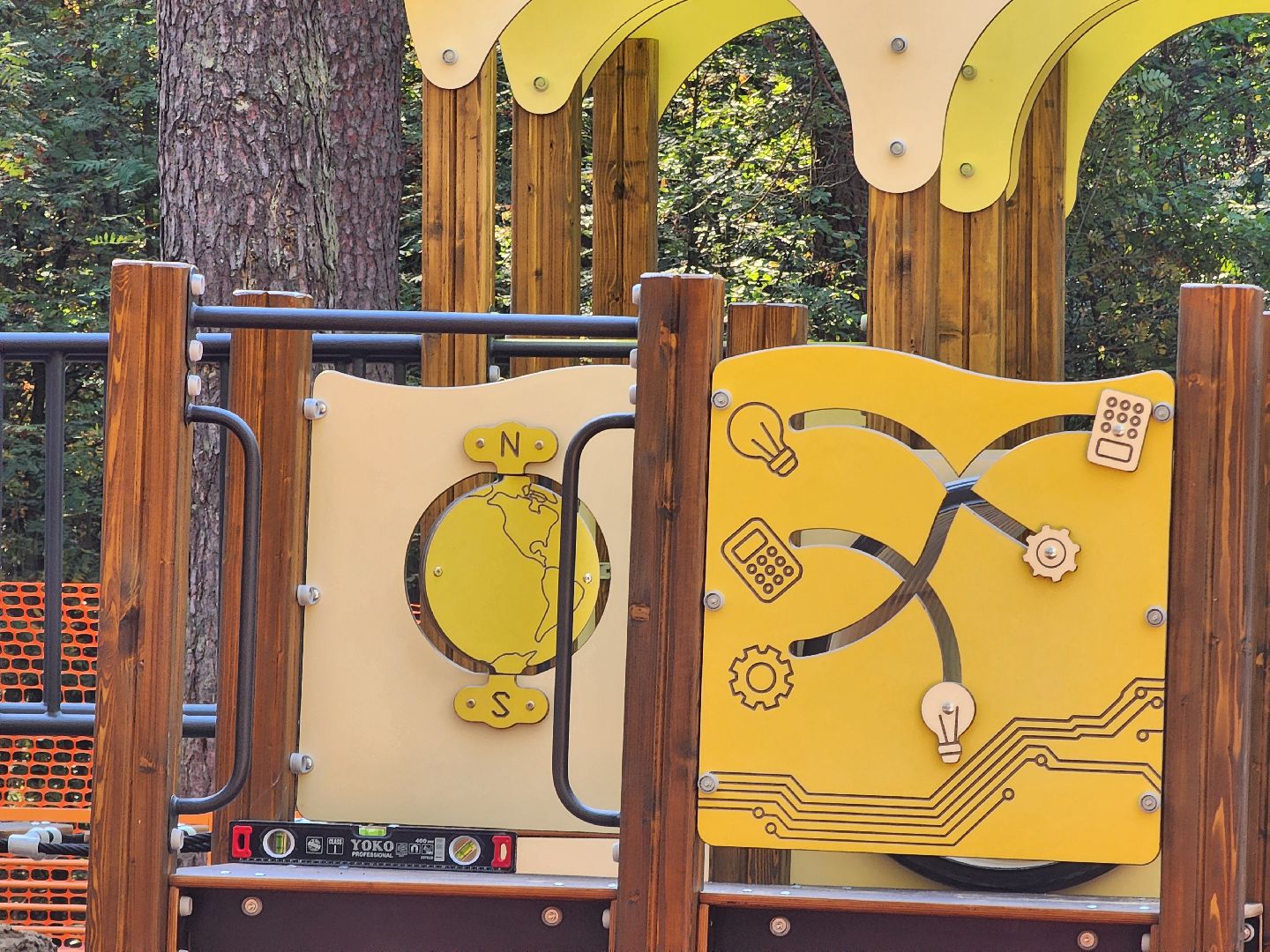 Дубна, формирование комфортной городской среды, Детская площадка, Игровые элементы, Монтаж площадки,