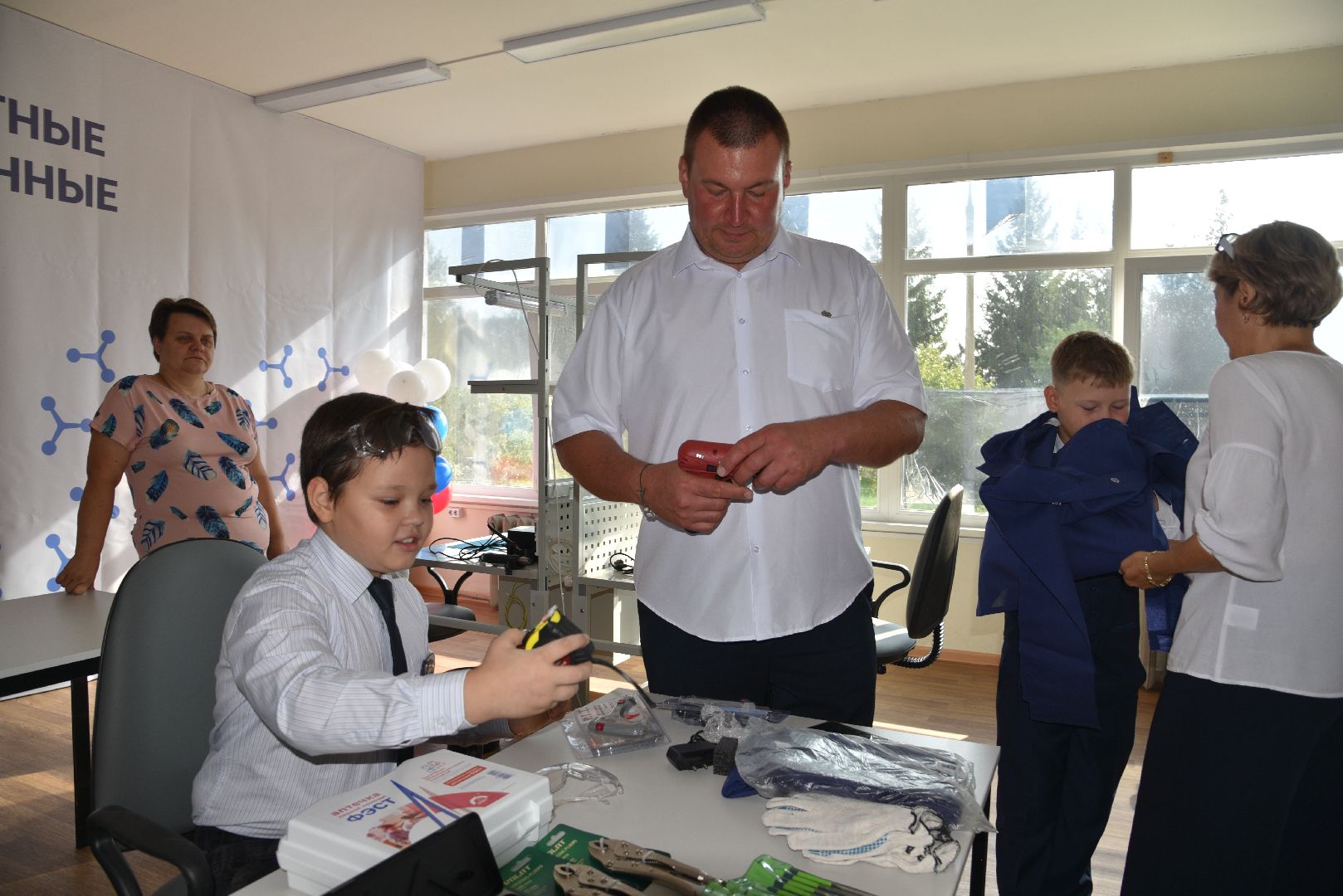 лотошино, микулино, микулинская гимназия, беспилотники, образование, национальный проект,