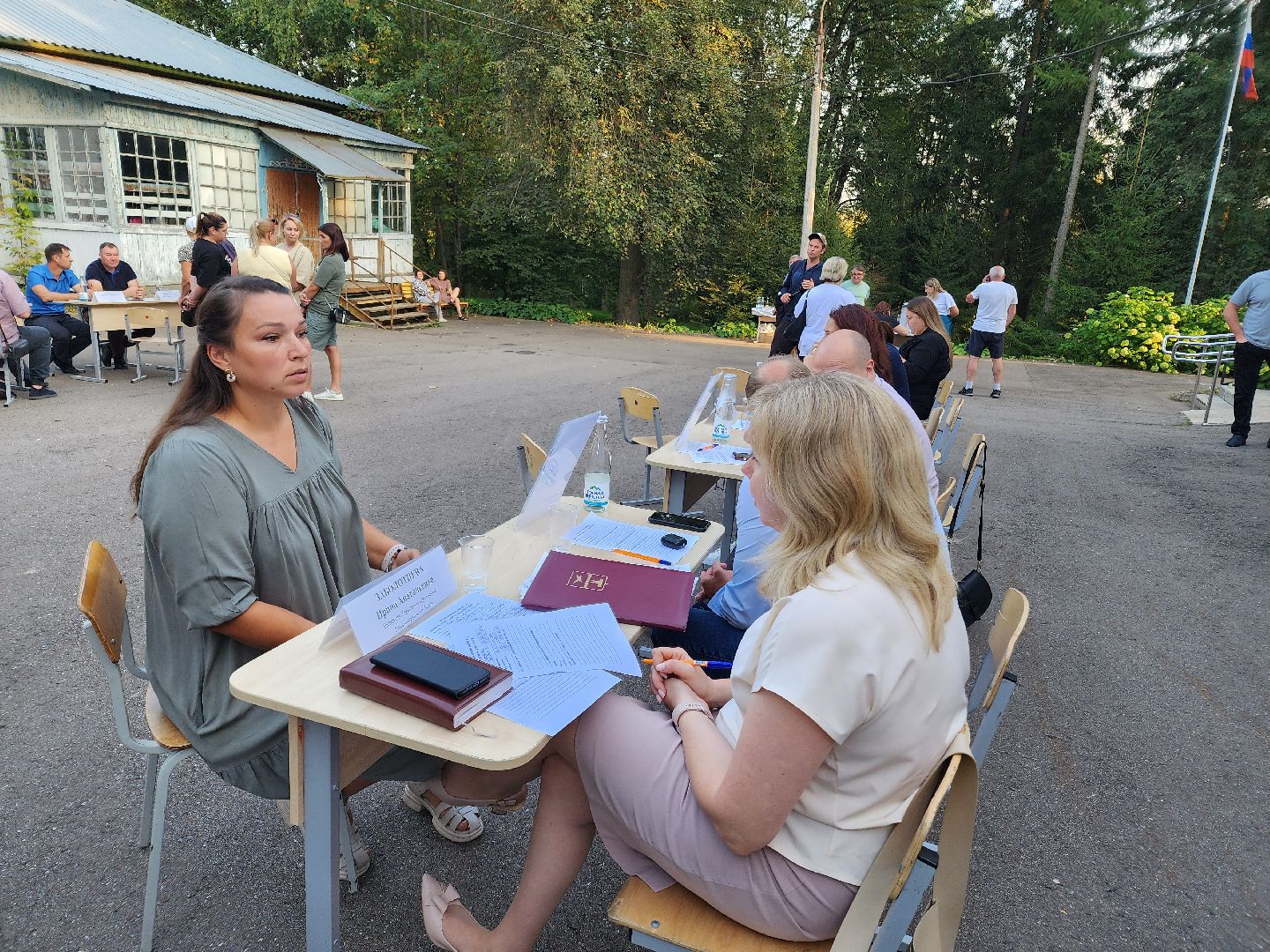 Чехов, микрорайон Ровки, выездная администрация, встреча с жителями, обращения жителей, деревня Игумново, река Лопасня, загрязнение реки, очистка водоема, экология и природопользование,