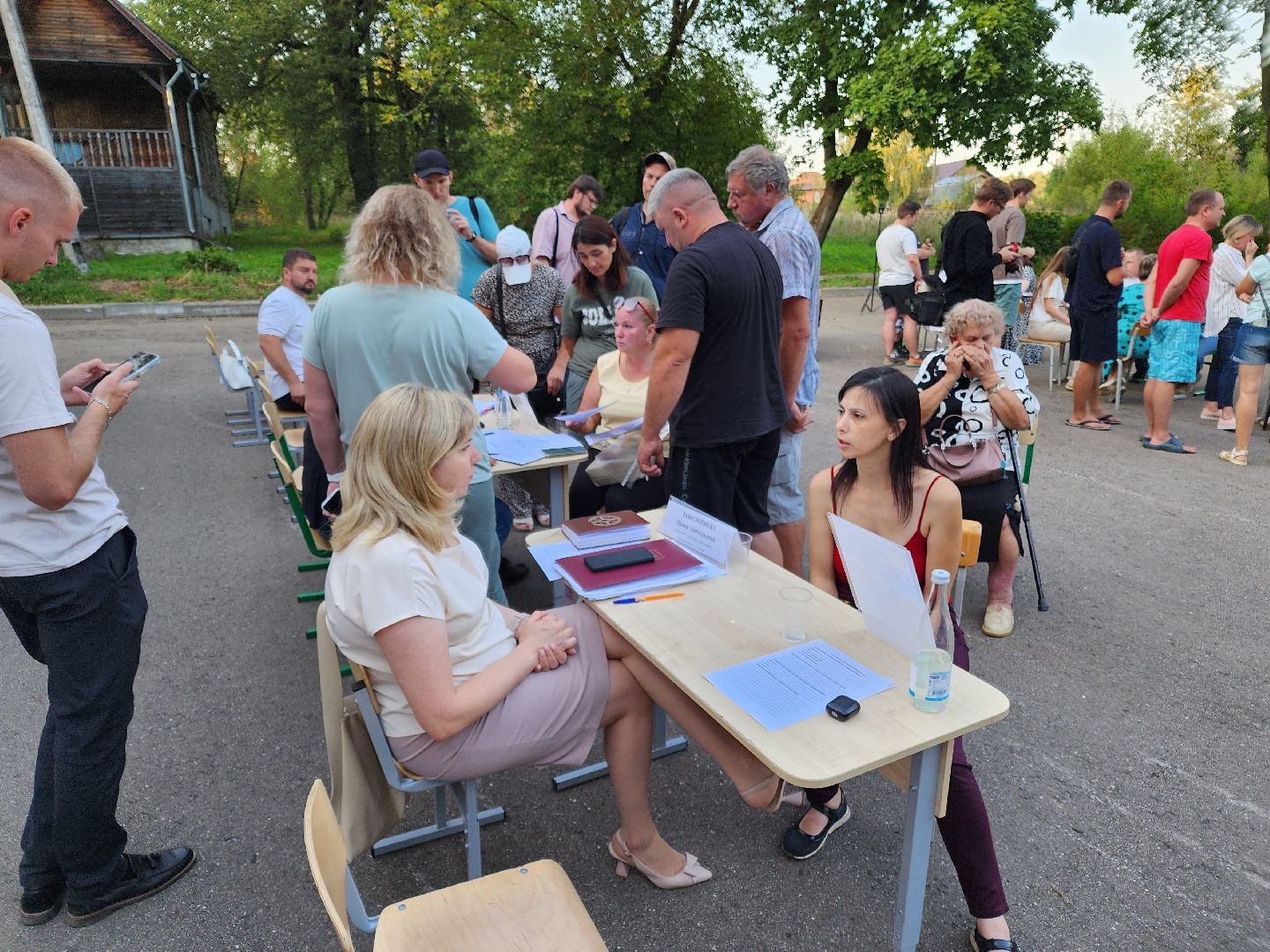 Чехов, микрорайон Ровки, выездная администрация, встреча с жителями, обращения граждан, медицина, здравоохранение, льготные лекарства, лечебные препараты, врач онколог, запись к врачу,