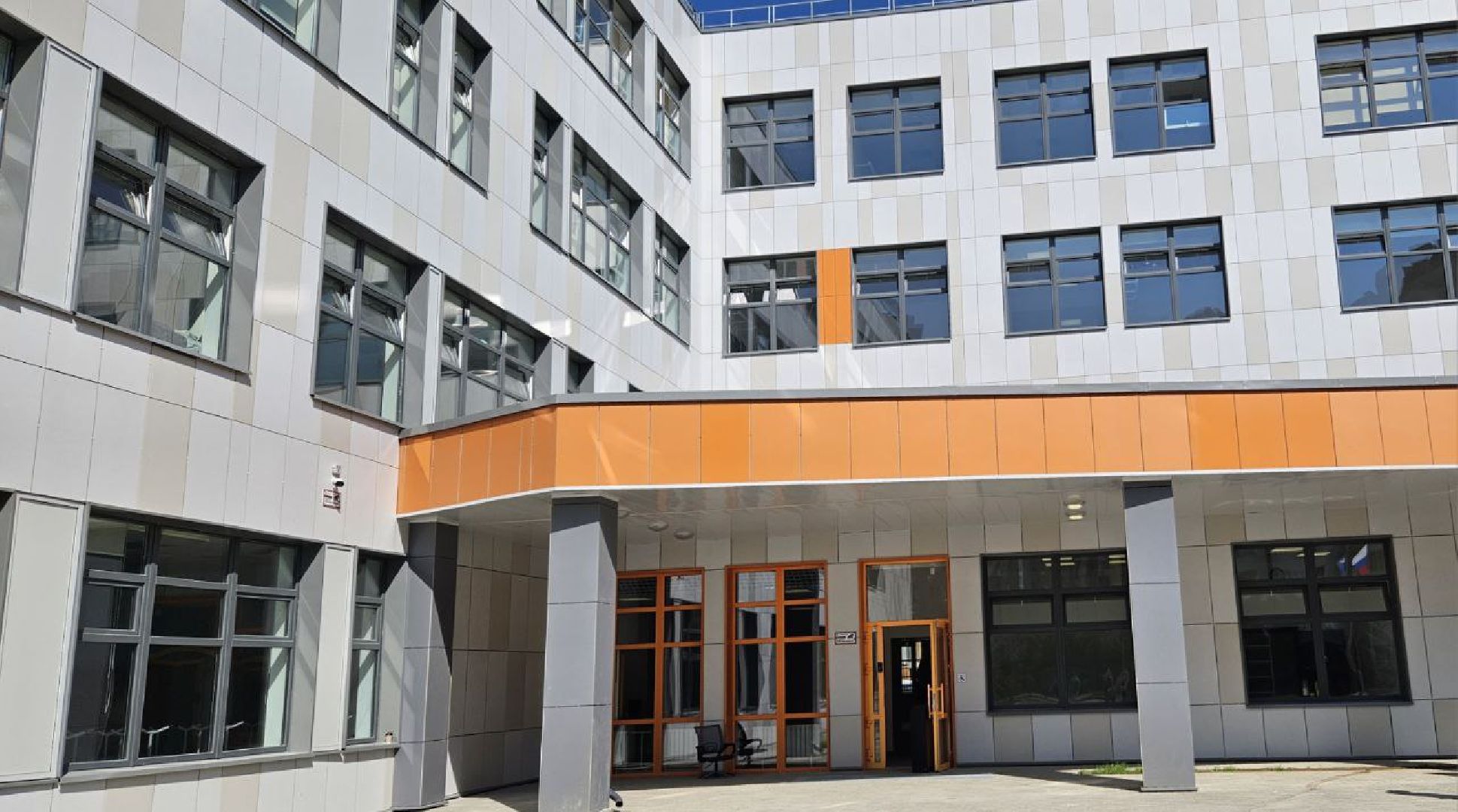 новая школа, школьный театр, оборудование,