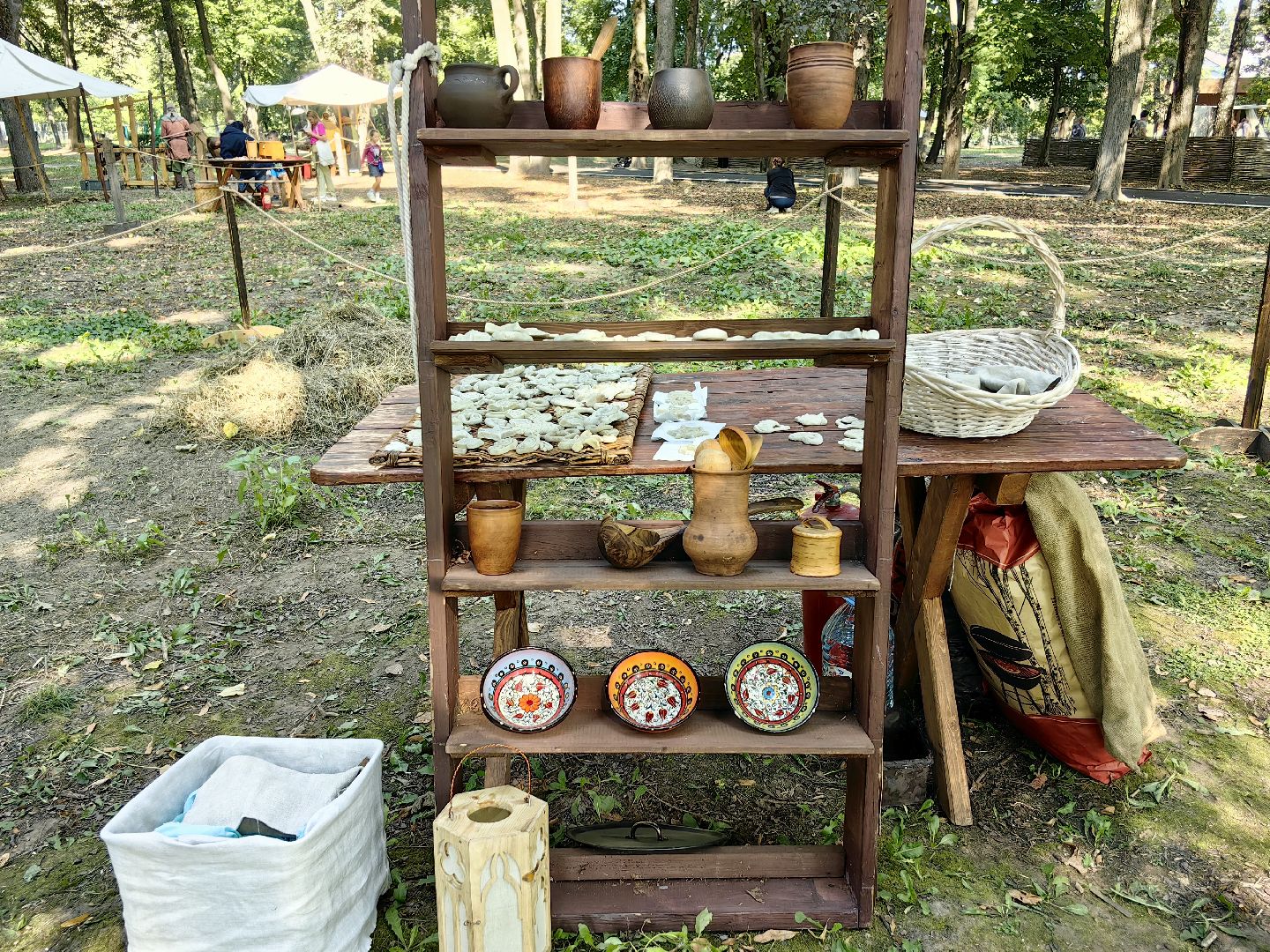 кинопоказ, фестиваль Русской культуры, ТРАДИЦИИ, мини-зоопарк с животными, фотозоны, Роспись по дереву,