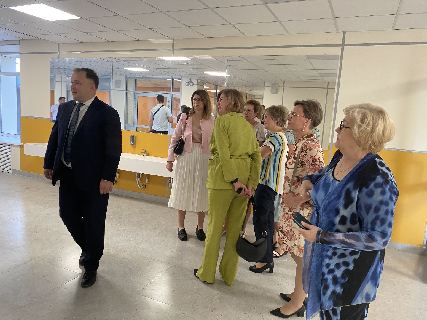 день знаний, начало нового учебного года, школа попова власиха, капремонт поповки, 1 сентября,