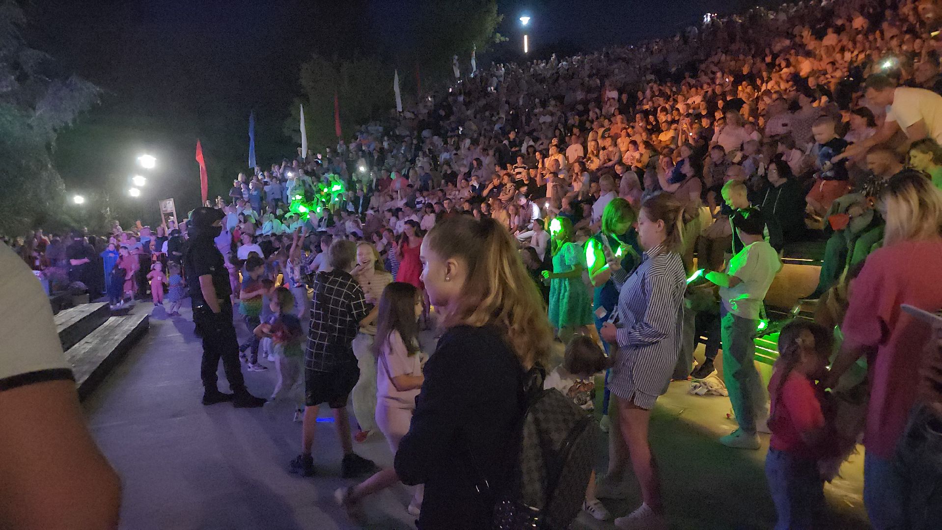 долгопрудный, день города 2024, поющие фонтаны, котовский залив, лазерное шоу,