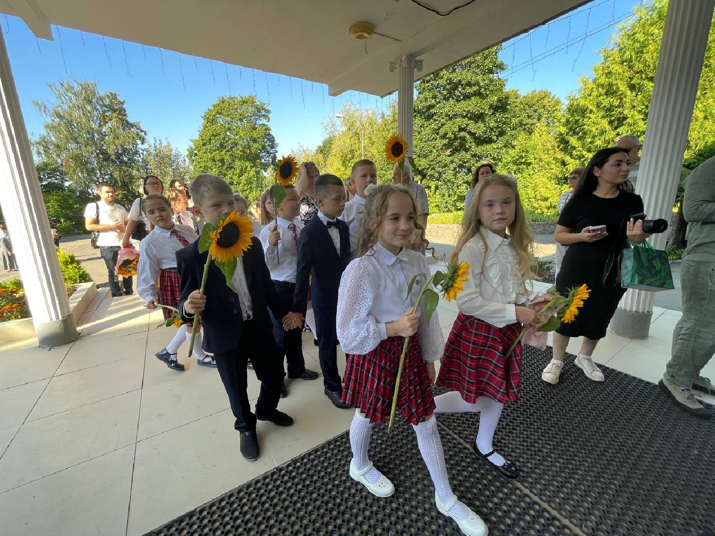 Дмитров, Гимназия Дмитров, Минобр,