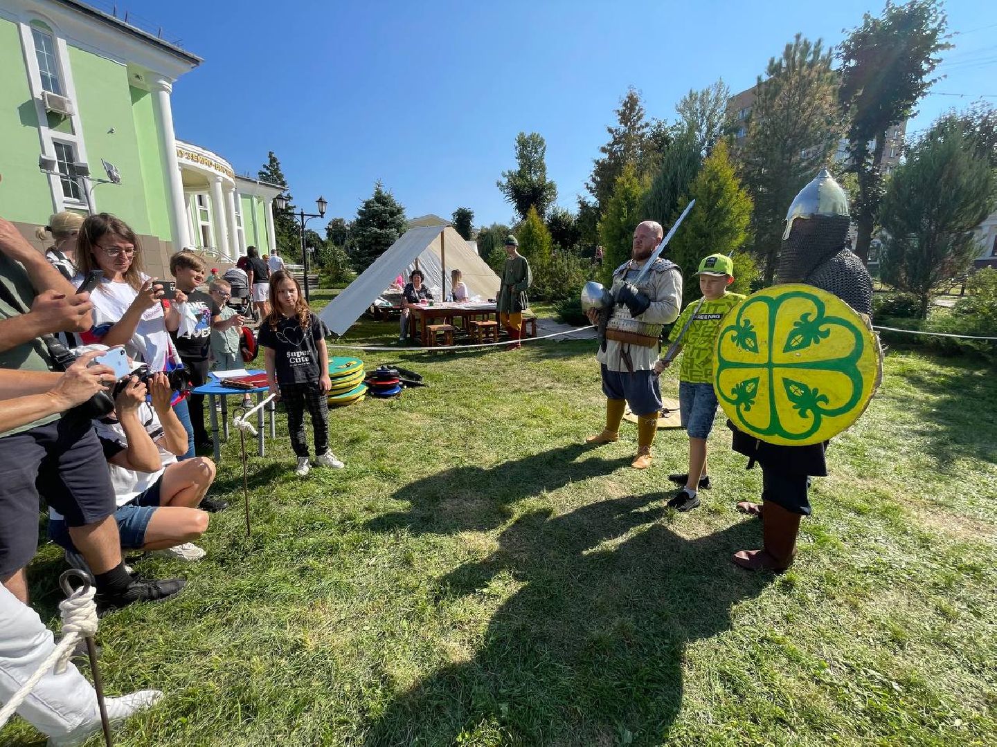 Дмитров, Клуб Дмитровский Полк,Музей Дмитровский Кремль,