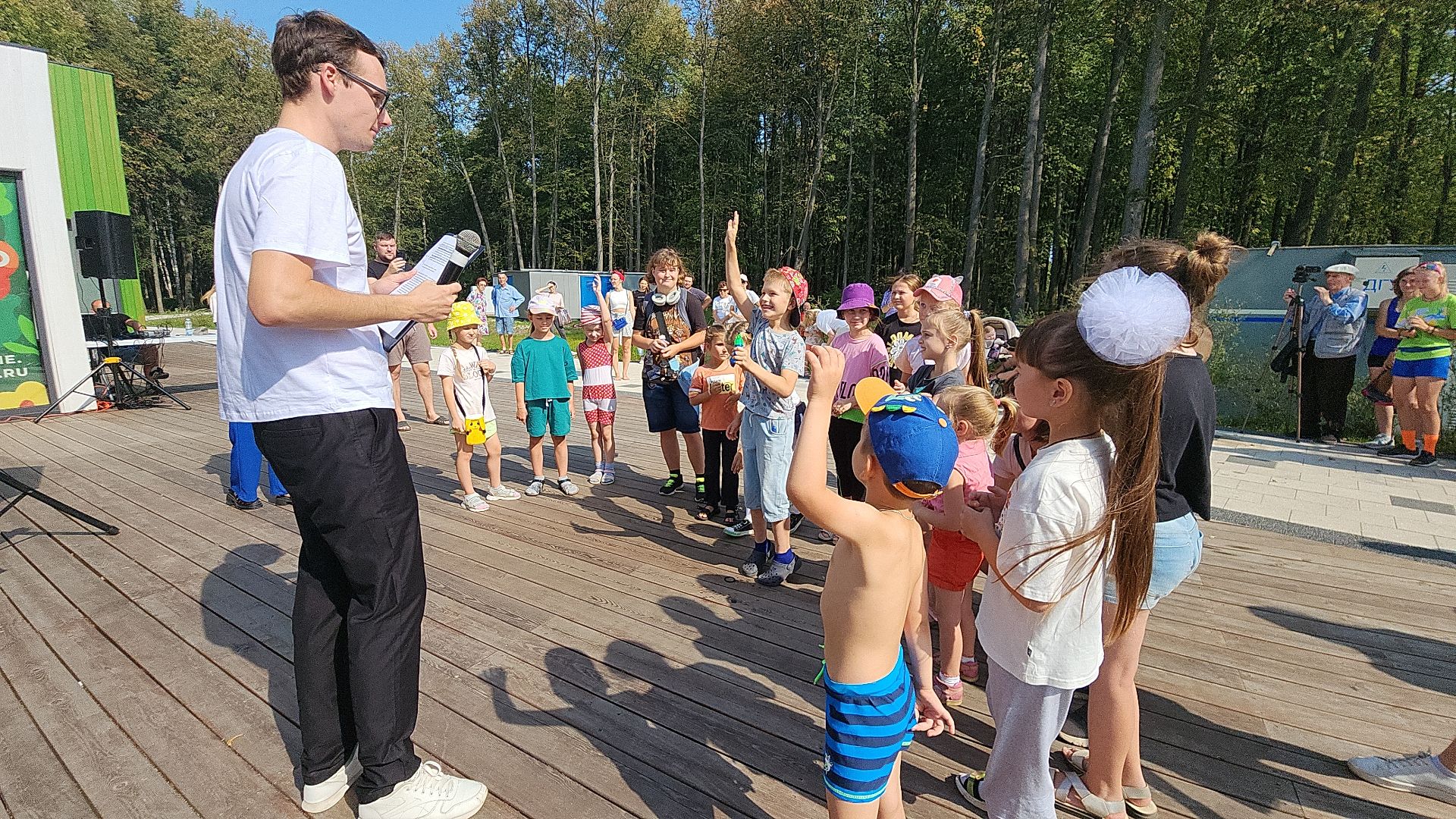 парк авангард, парки подмосковья, 1 сентября, 1 сентября 2024, праздник, первый день осени, лето в подмосковье, электросталь, мой город, жители города, культура,