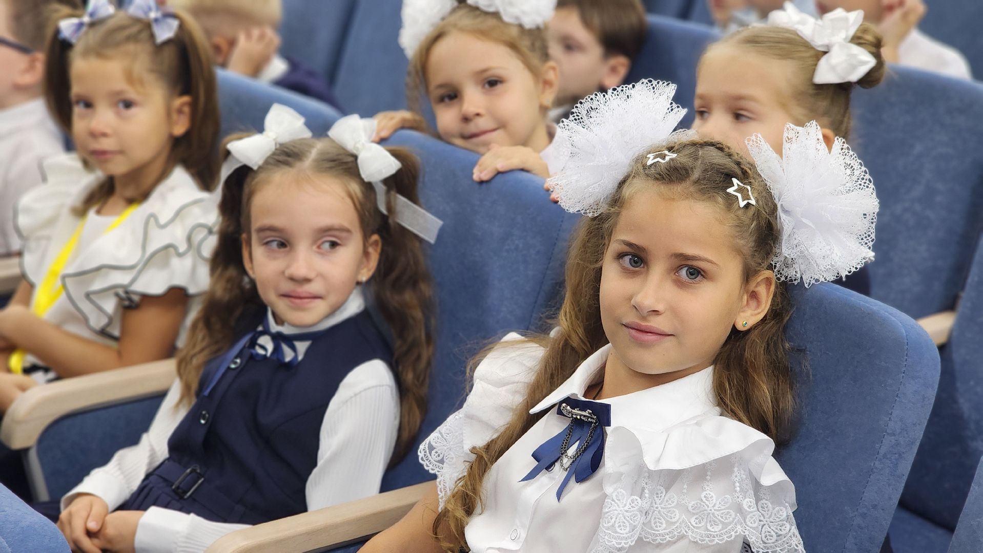 2 сентября, день знаний, протвино, образование, школьные линейки,