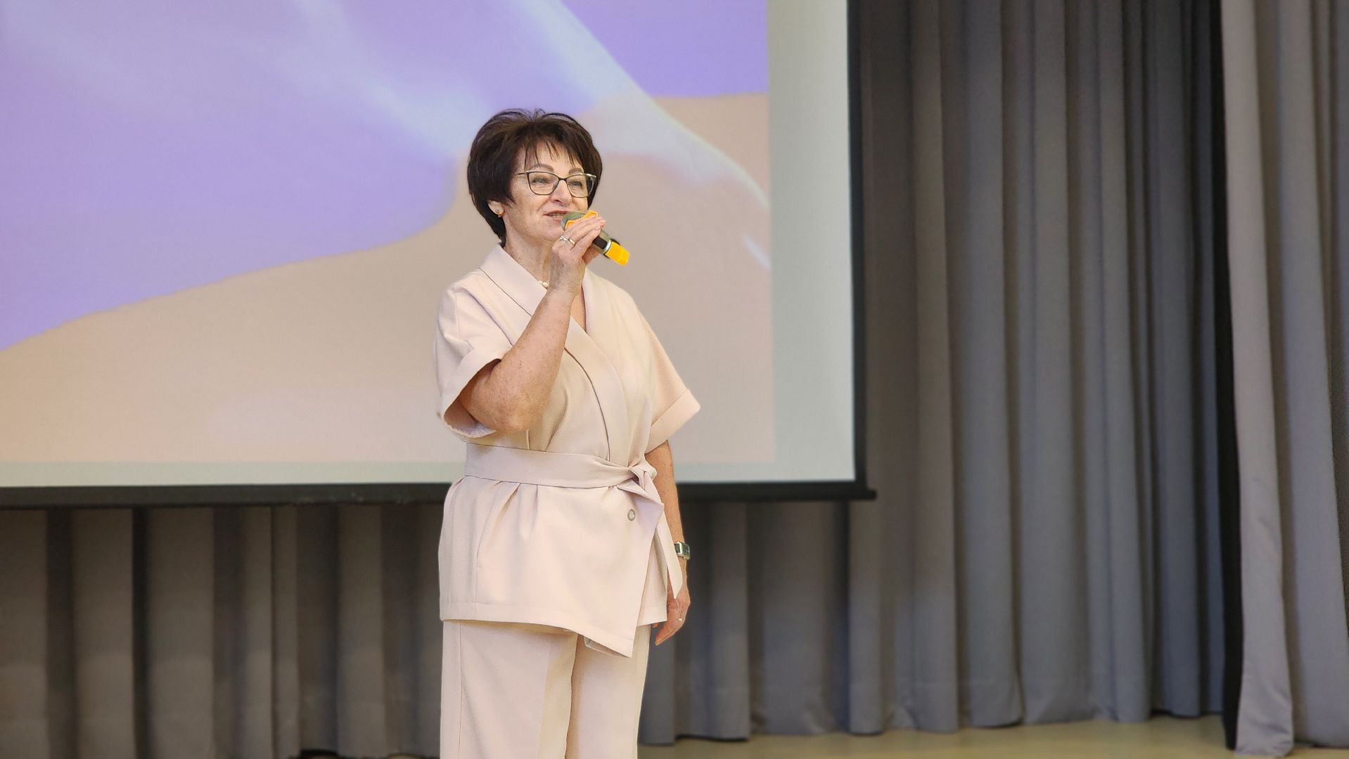 2 сентября, день знаний, протвино, образование, школьные линейки,