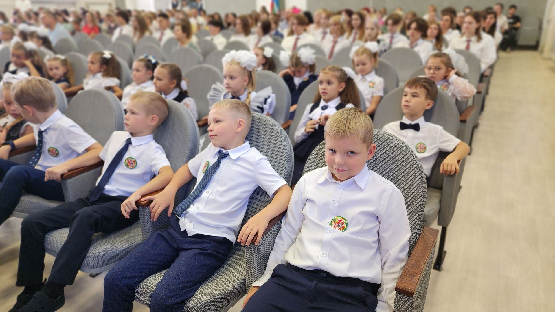 2 сентября, день знаний, протвино, образование, школьные линейки,