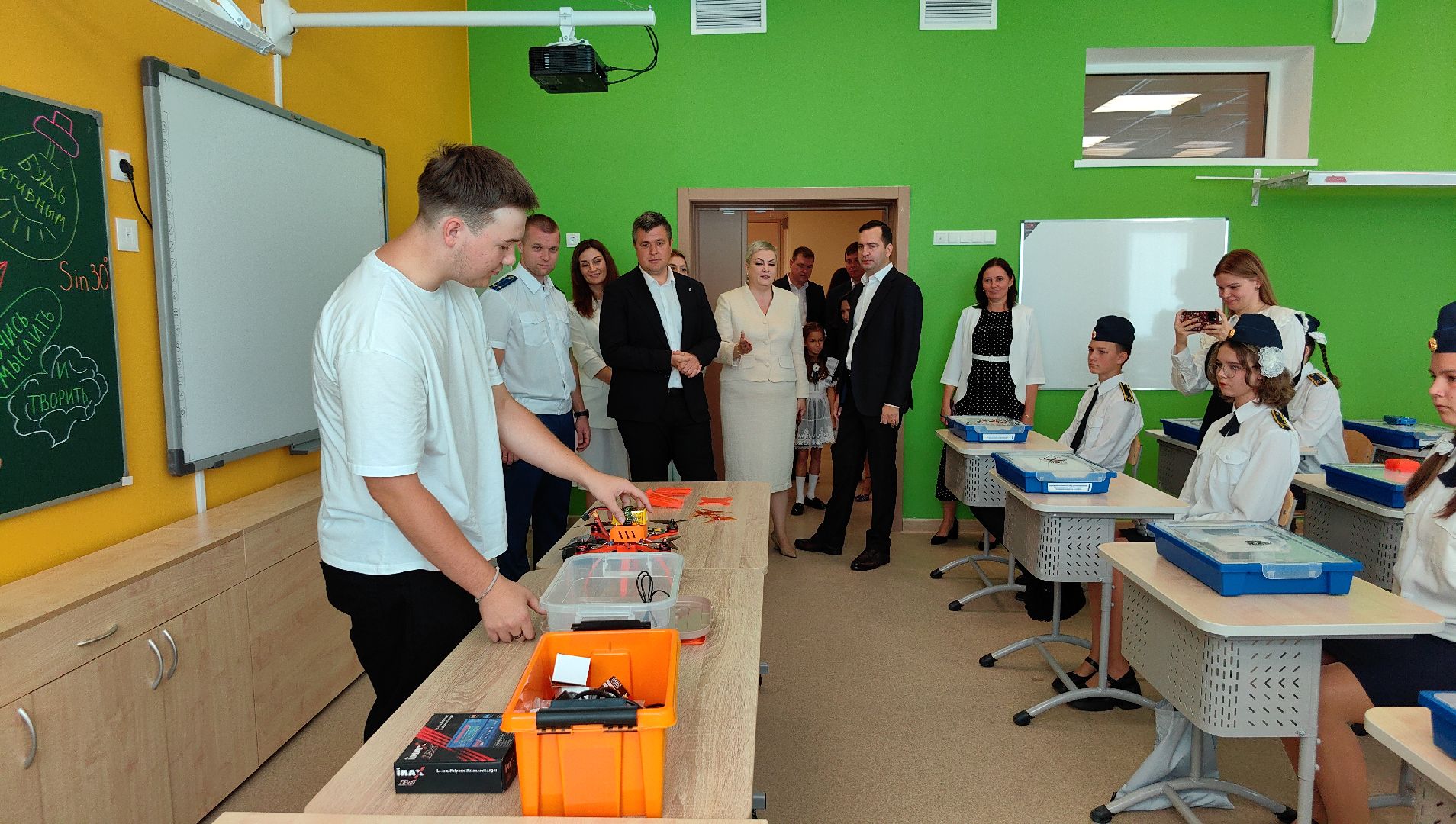 новая школа, образование, день знаний, 1 сентября, лаборатории, новый корпус,