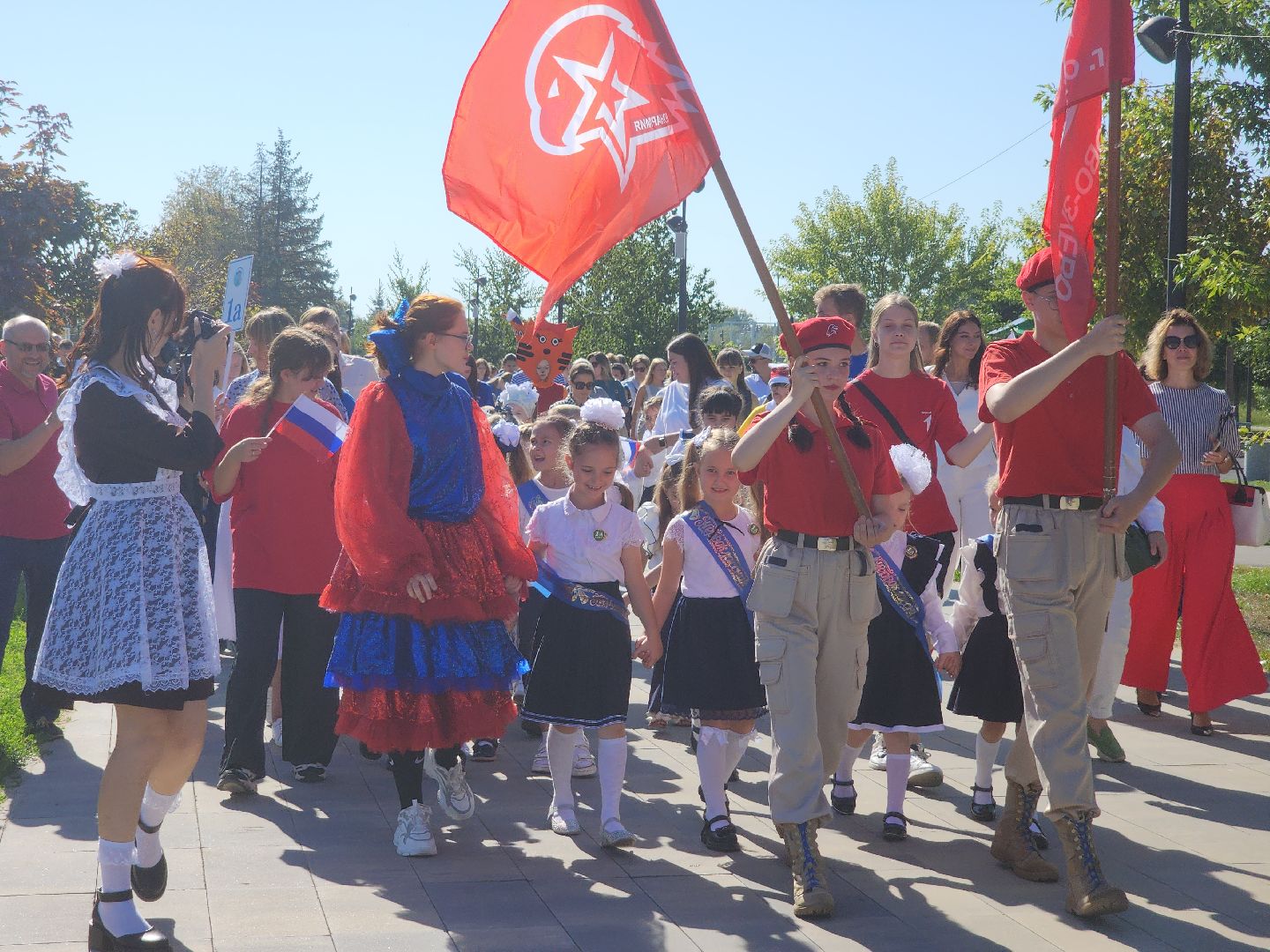 Парад первоклассников, орехово зуево, парки подмосковья, день знаний, 2 сентября,