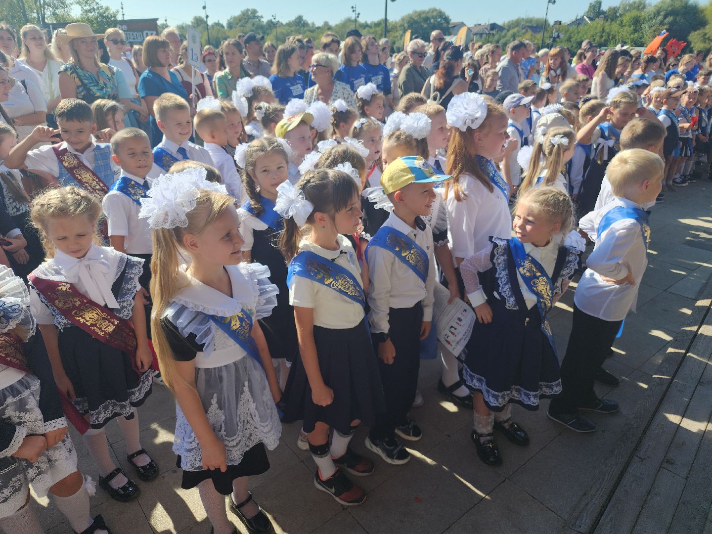 Парад первоклассников, орехово зуево, парки подмосковья, день знаний, 2 сентября,