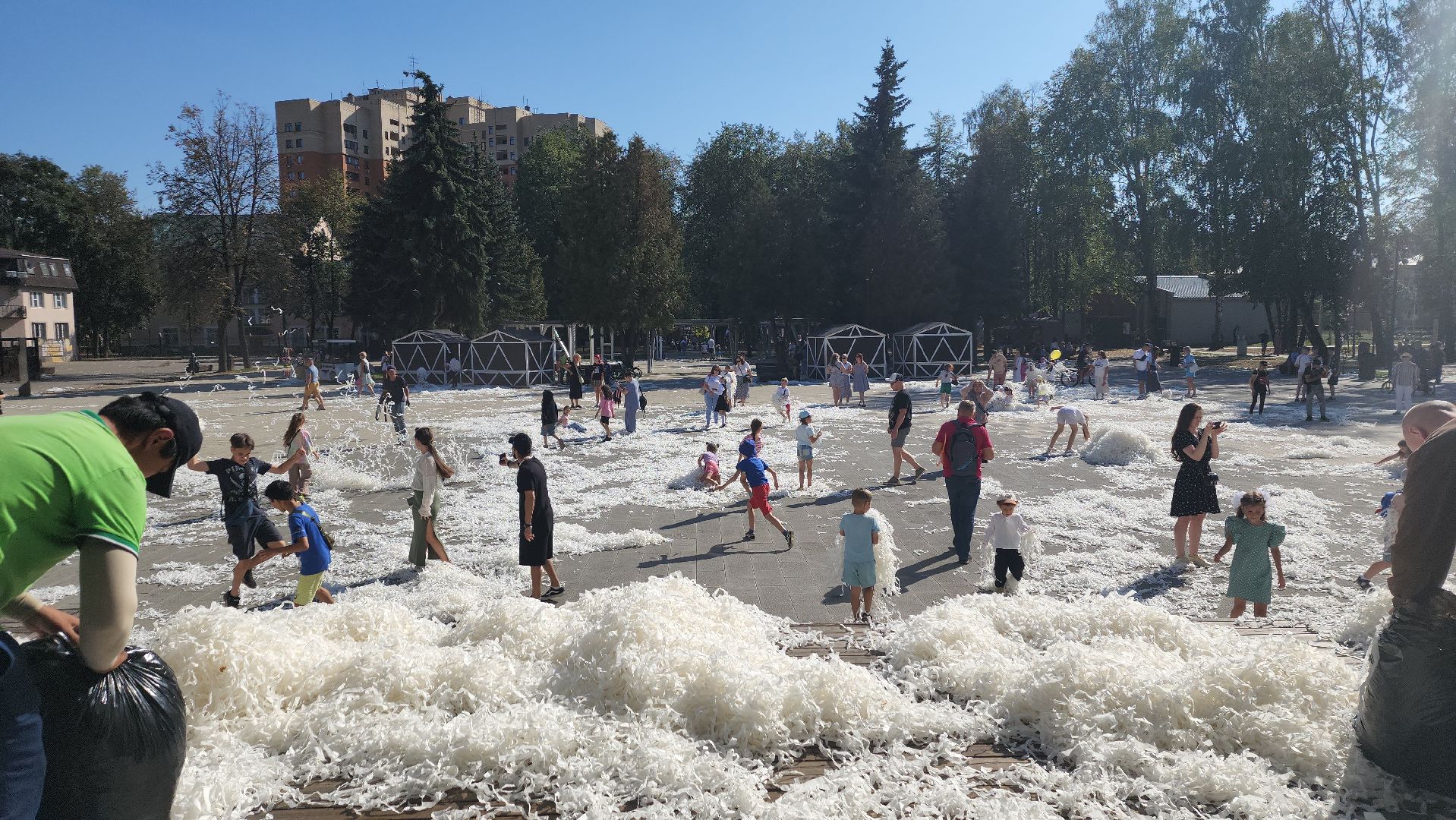 пушкино, центральный парк, детский праздник, день знаний, шоу, театральная зарядка, первоклассники,