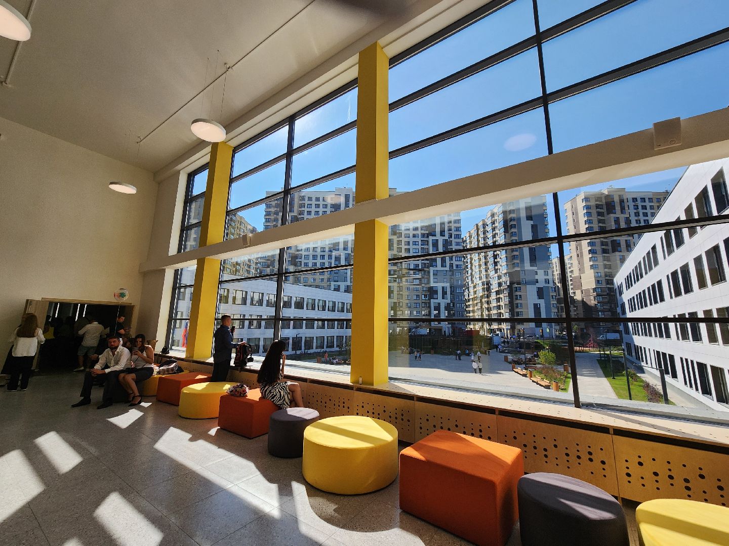 новая школа, первый звонок,